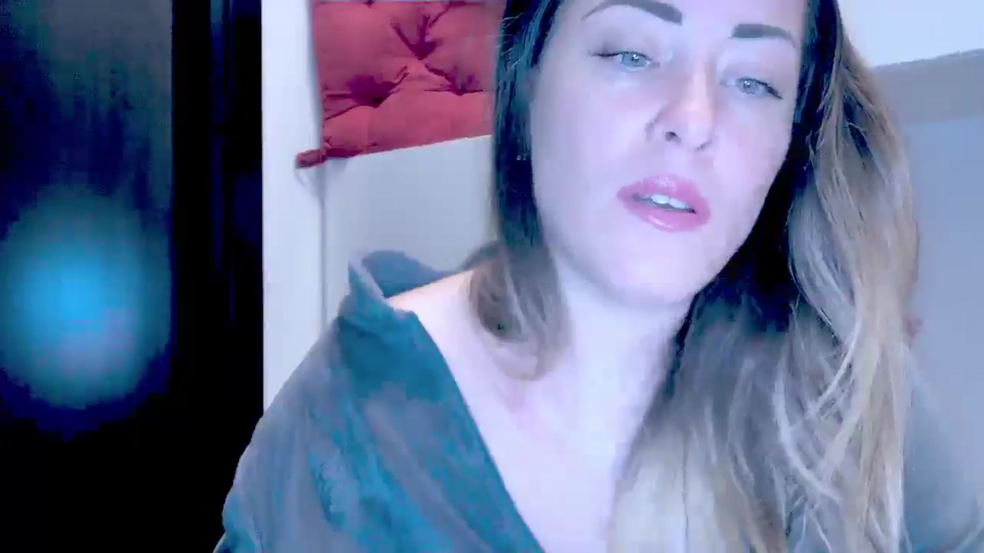 Gallery image thumbnail from Crazy_Ass's myfreecams stream on, 10/07/2024, 13:58 image 4 of 20