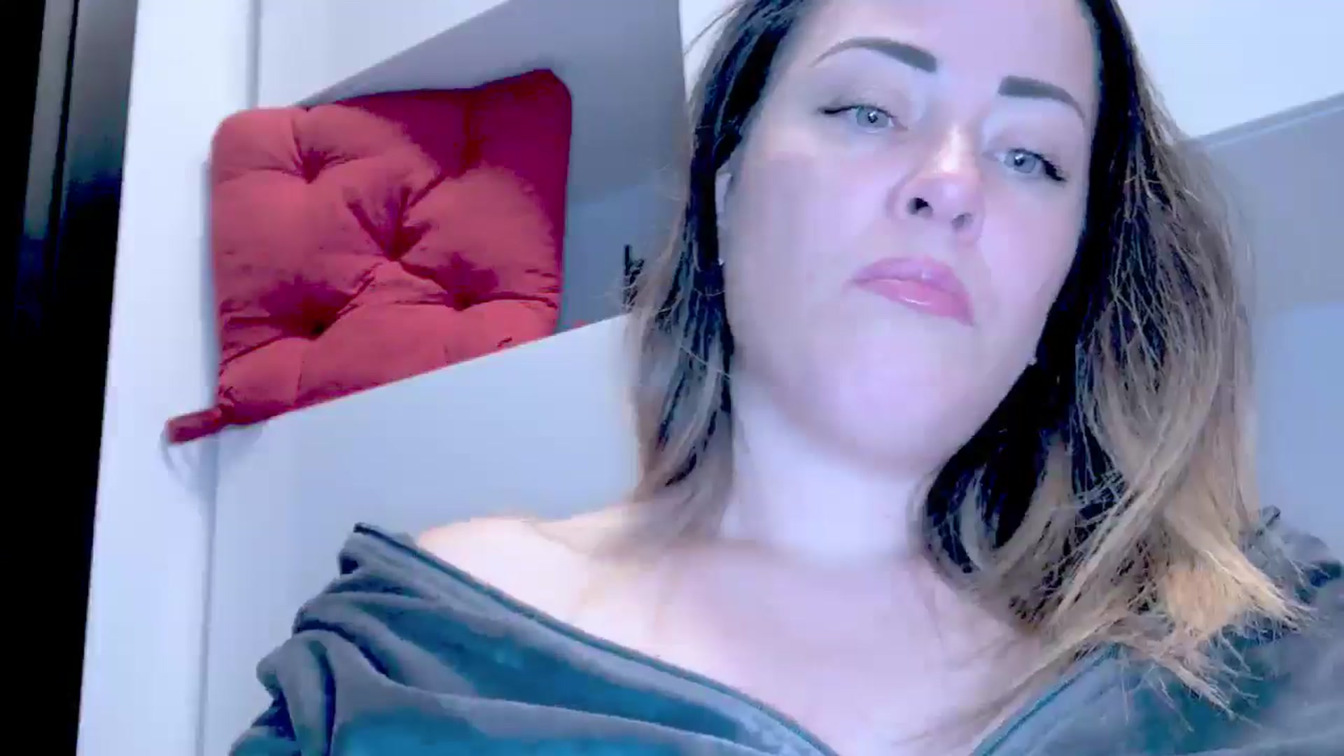 Gallery image thumbnail from Crazy_Ass's myfreecams stream on, 10/07/2024, 13:58 image 15 of 20