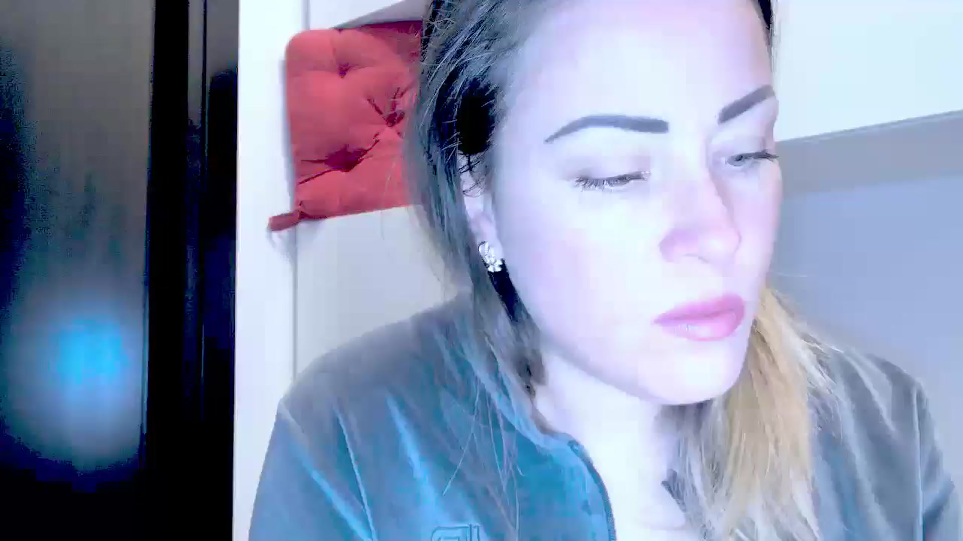 Gallery image thumbnail from Crazy_Ass's myfreecams stream on, 10/07/2024, 15:13 image 1 of 20