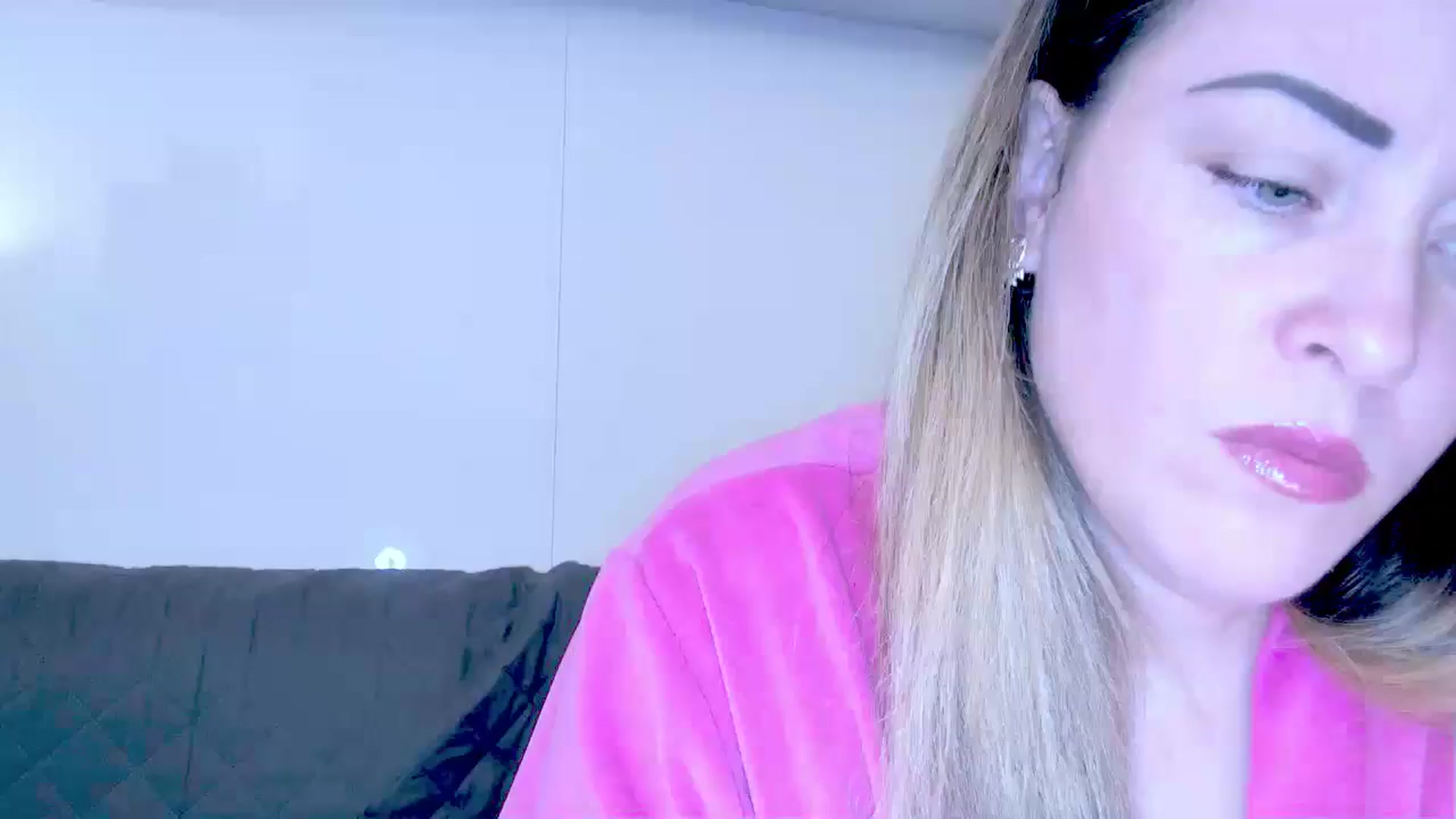 Gallery image thumbnail from Crazy_Ass's myfreecams stream on, 10/08/2024, 12:39 image 20 of 20