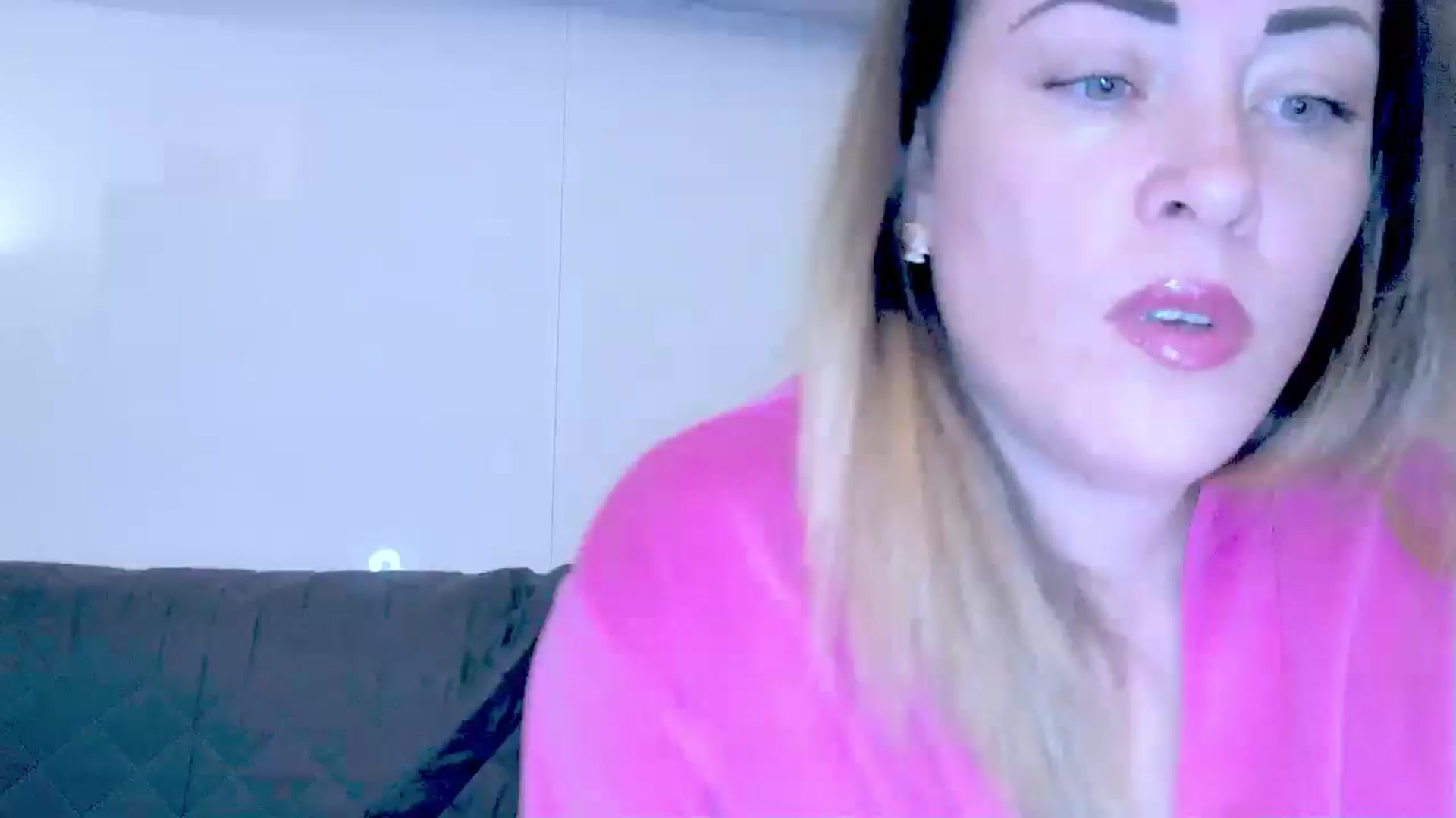 Gallery image thumbnail from Crazy_Ass's myfreecams stream on, 10/08/2024, 12:39 image 14 of 20