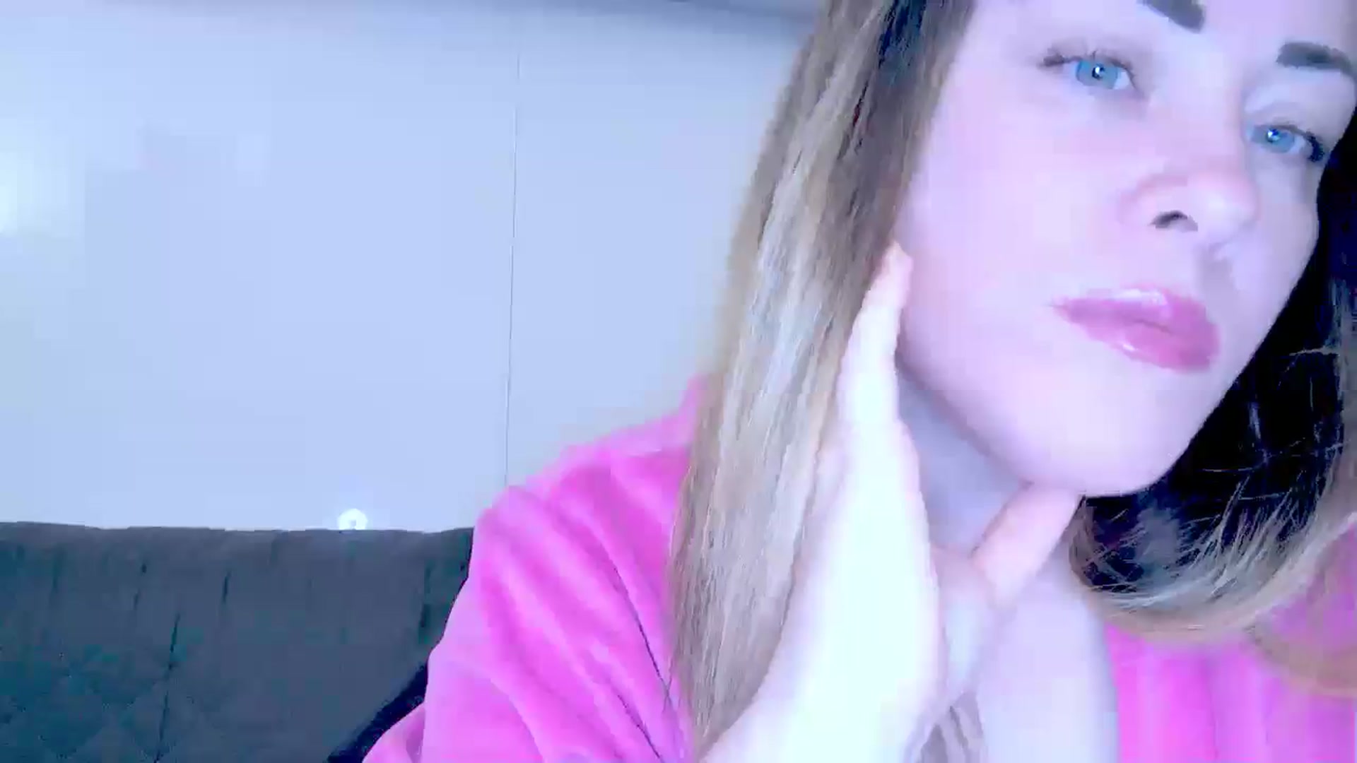Gallery image thumbnail from Crazy_Ass's myfreecams stream on, 10/08/2024, 12:51 image 5 of 20