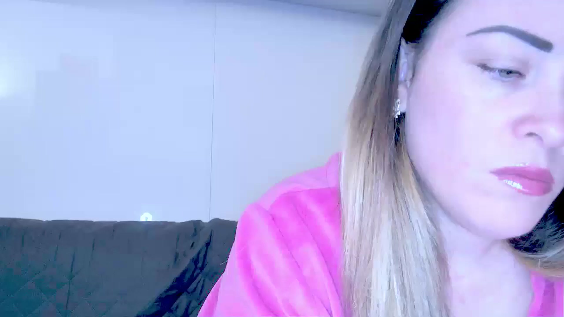 Gallery image thumbnail from Crazy_Ass's myfreecams stream on, 10/08/2024, 12:51 image 2 of 20