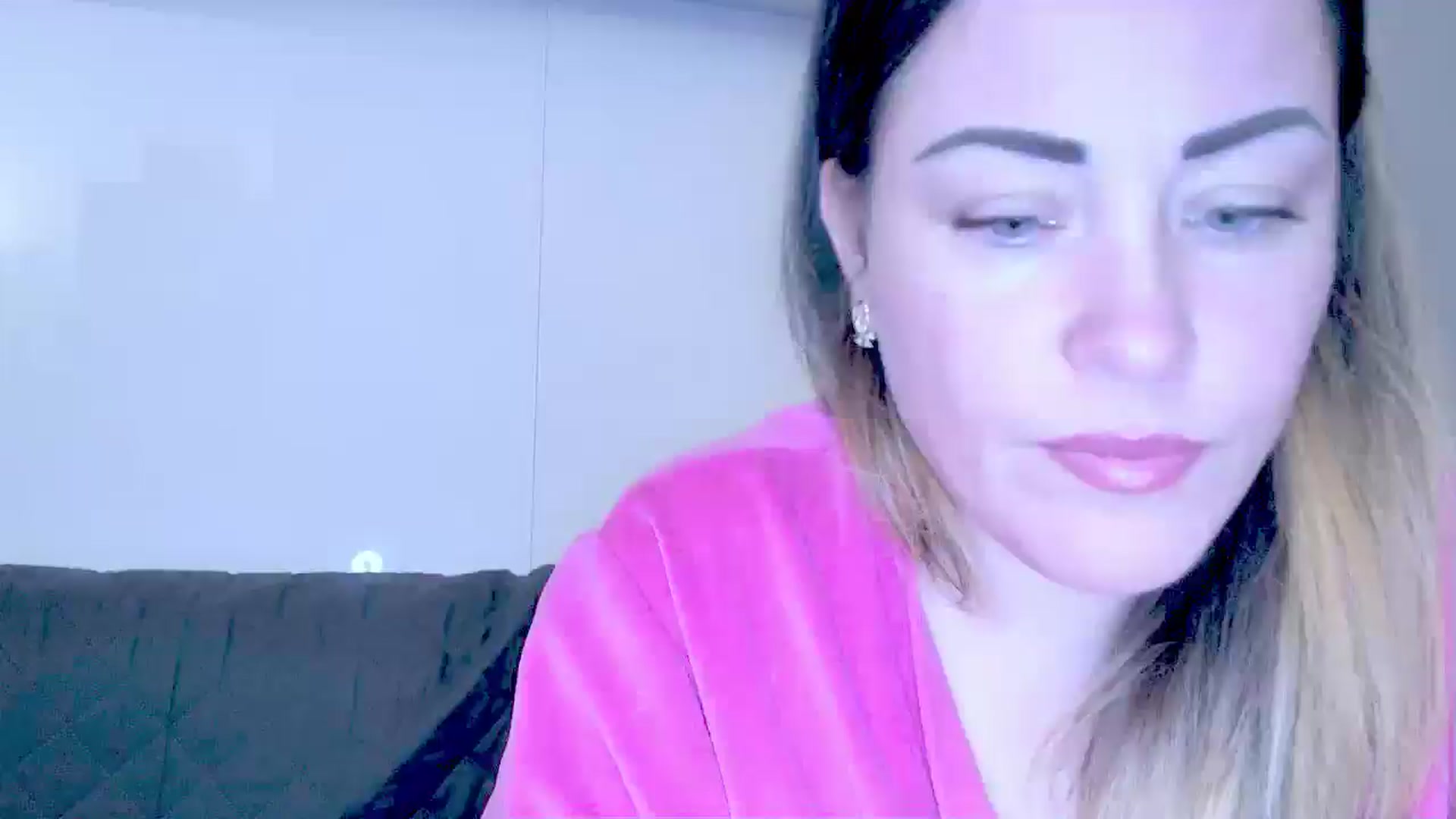 Gallery image thumbnail from Crazy_Ass's myfreecams stream on, 10/08/2024, 13:16 image 13 of 20