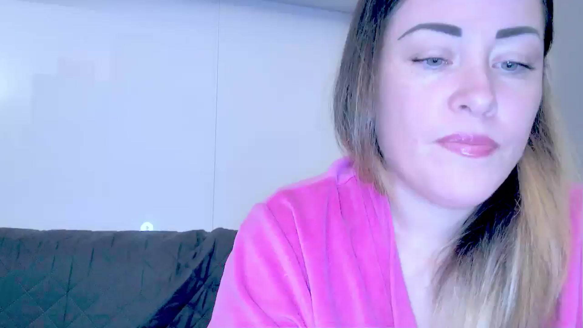 Gallery image thumbnail from Crazy_Ass's myfreecams stream on, 10/08/2024, 13:16 image 10 of 20