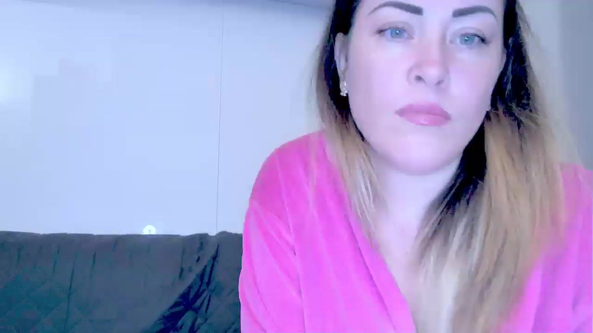 Gallery image thumbnail from Crazy_Ass's myfreecams stream on, 10/08/2024, 13:16 image 18 of 20