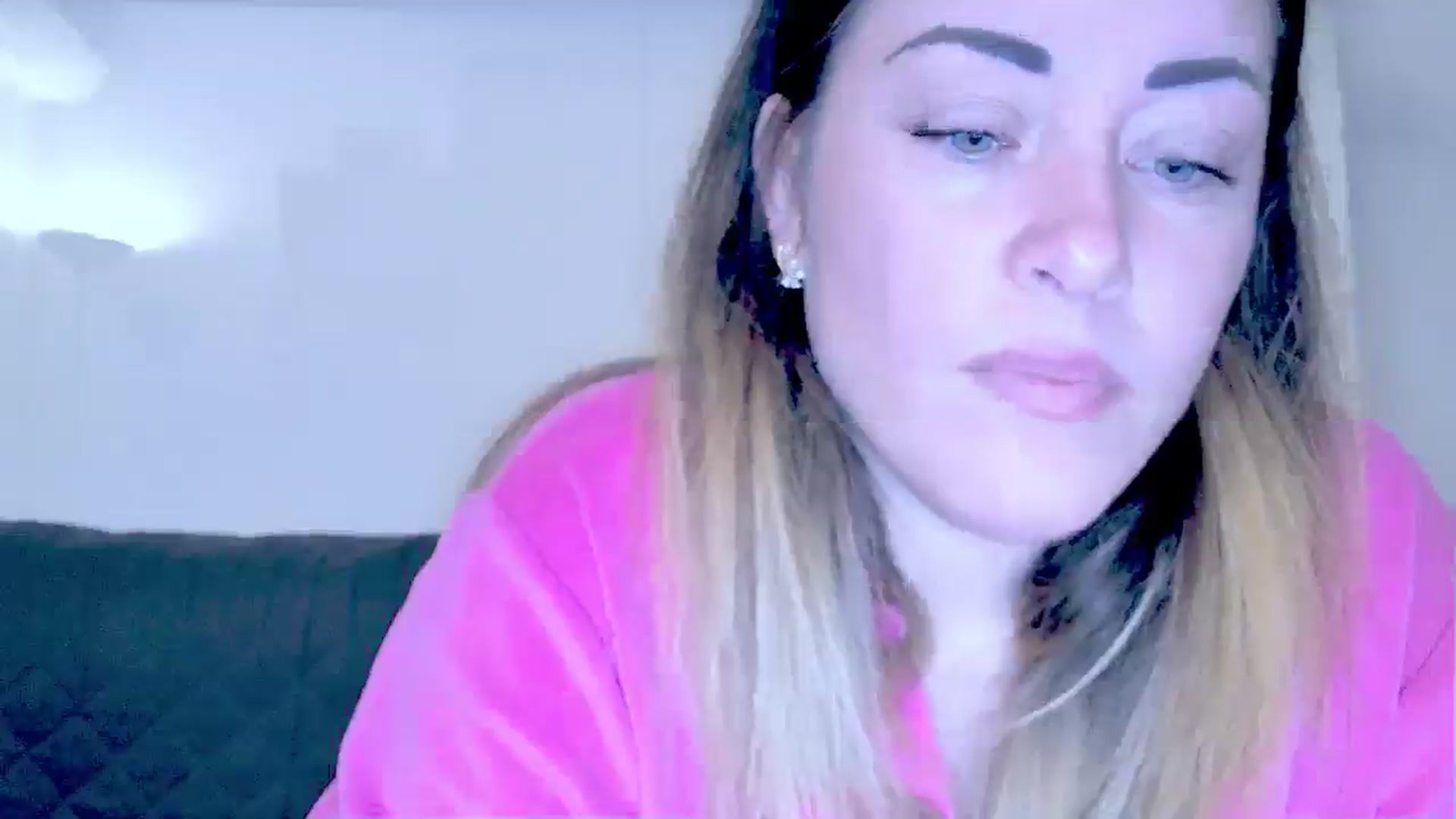 Gallery image thumbnail from Crazy_Ass's myfreecams stream on, 10/08/2024, 14:35 image 12 of 20
