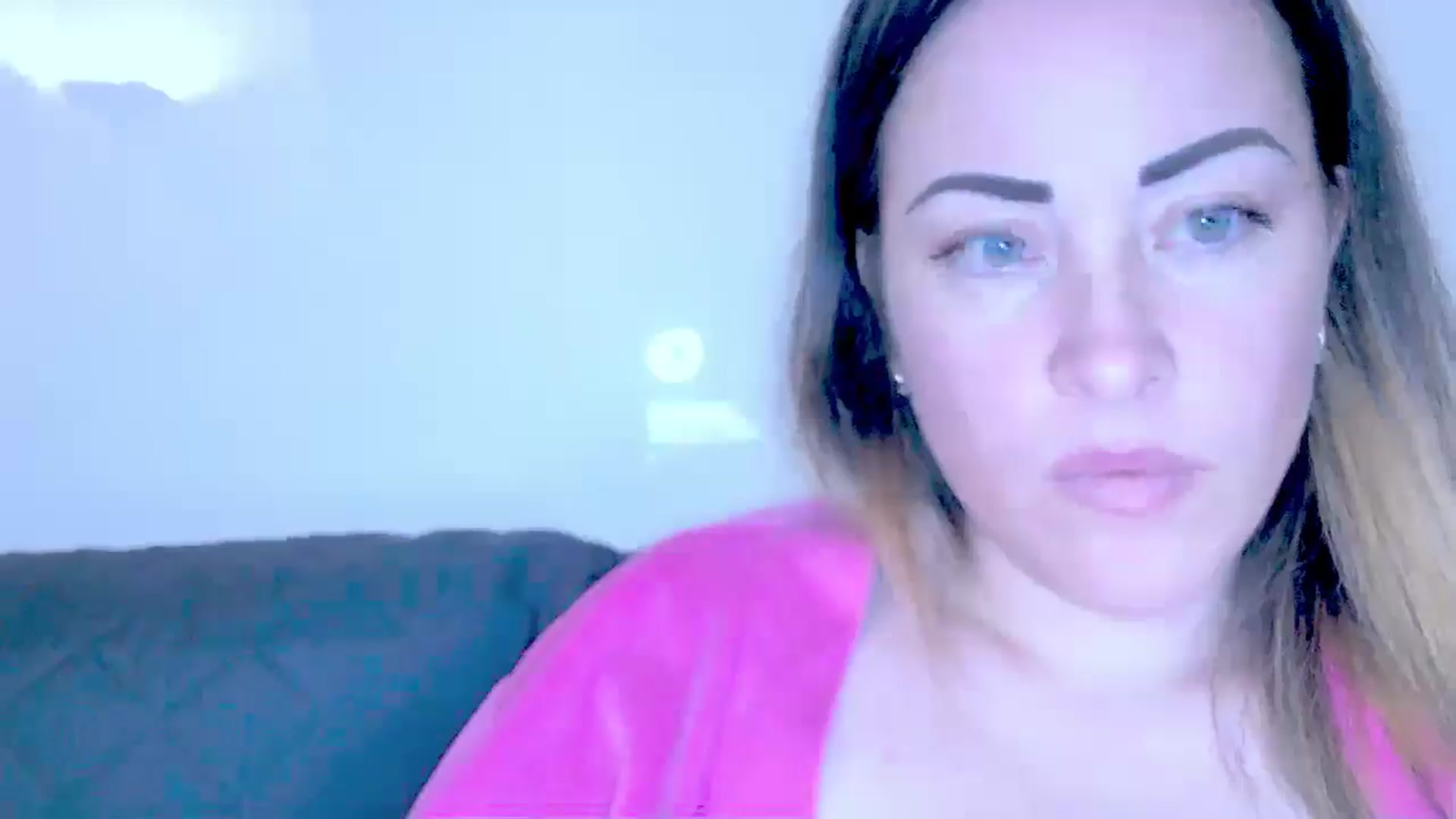 Gallery image thumbnail from Crazy_Ass's myfreecams stream on, 10/08/2024, 15:24 image 3 of 20