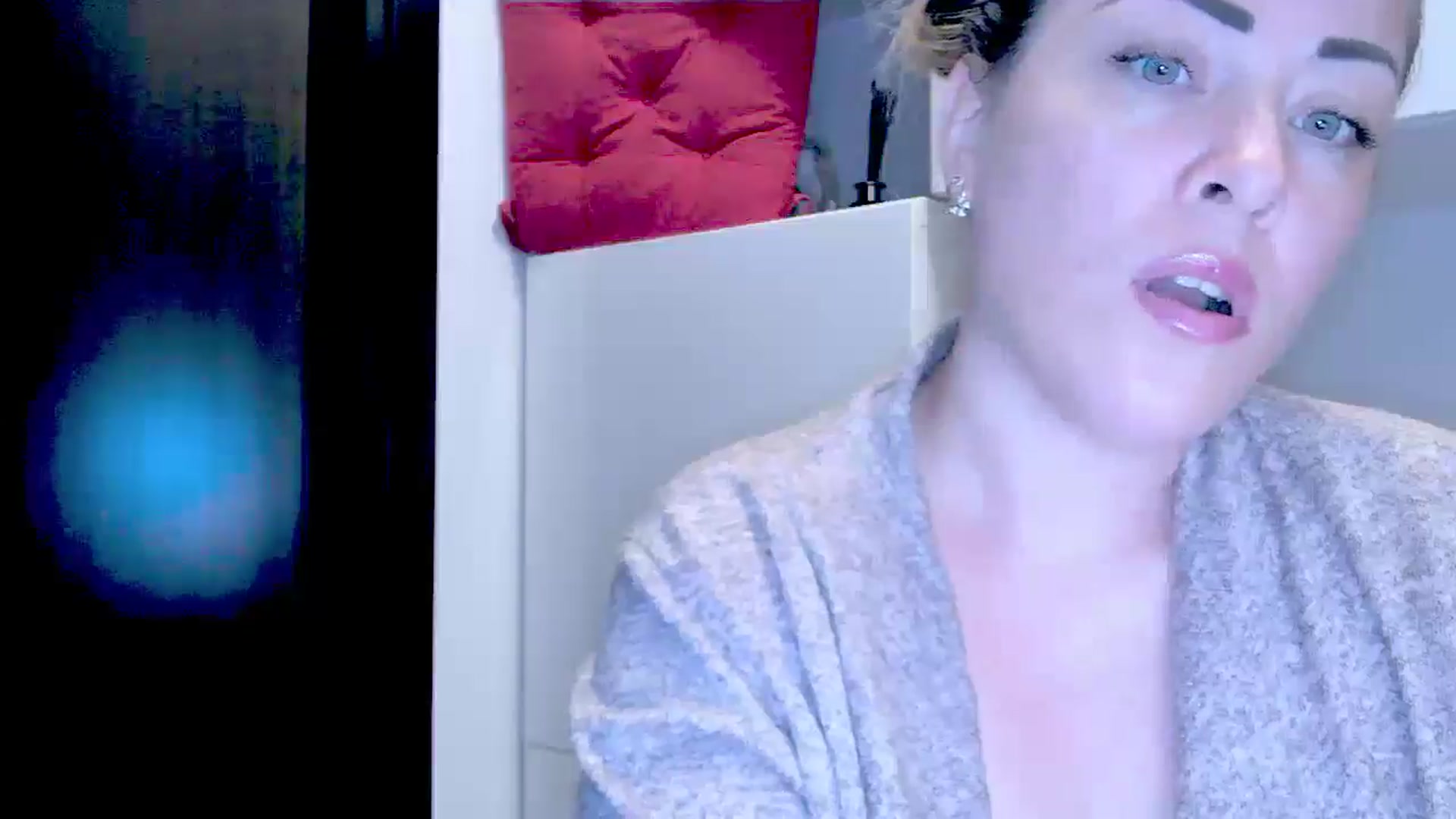 Gallery image thumbnail from Crazy_Ass's myfreecams stream on, 10/09/2024, 15:15 image 12 of 20