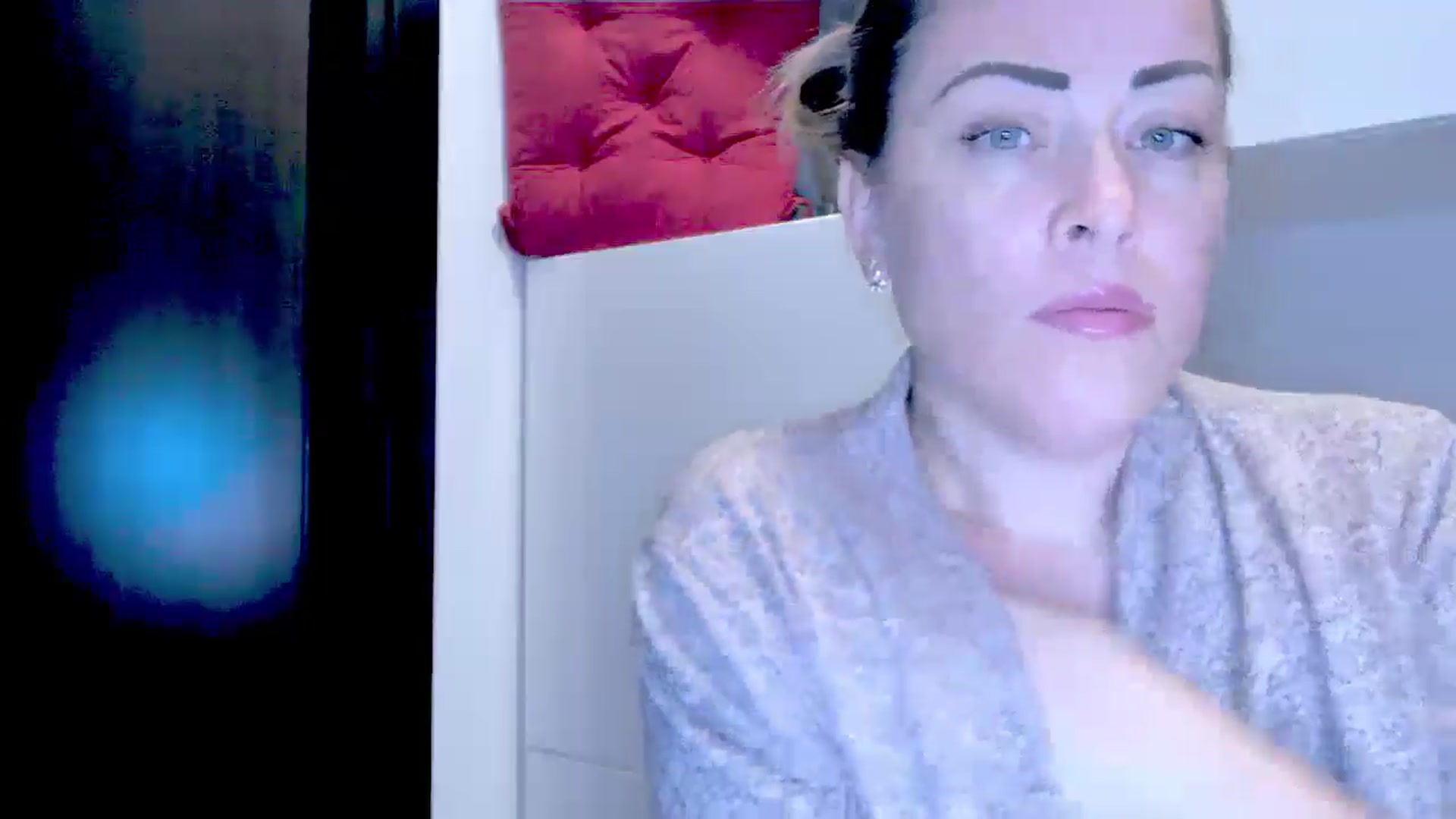 Gallery image thumbnail from Crazy_Ass's myfreecams stream on, 10/09/2024, 15:15 image 17 of 20