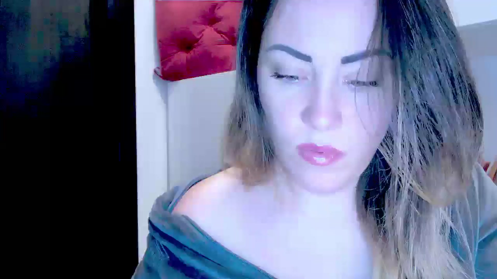 Gallery image thumbnail from Crazy_Ass's myfreecams stream on, 10/11/2024, 13:35 image 7 of 20