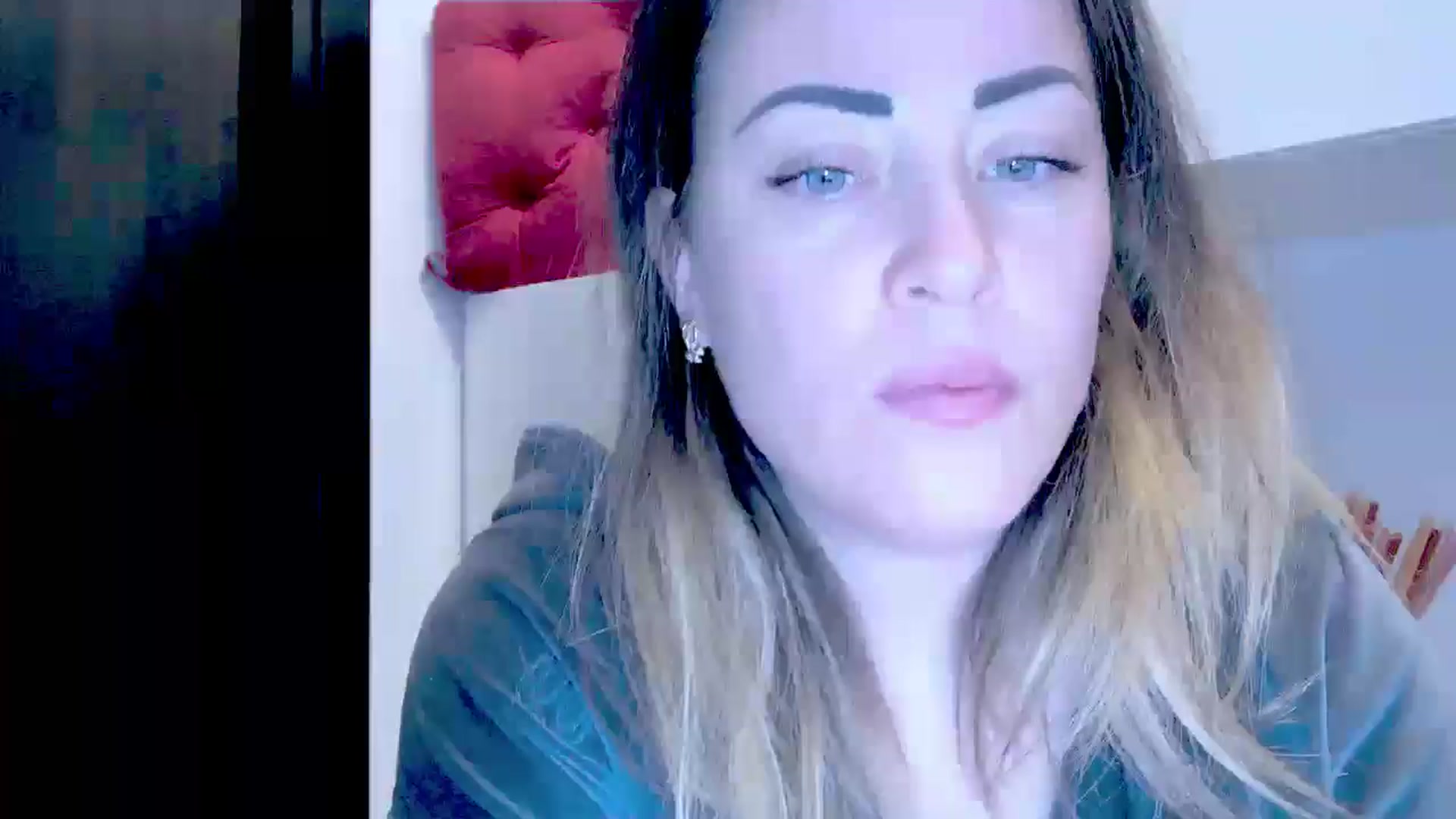 Gallery image thumbnail from Crazy_Ass's myfreecams stream on, 10/11/2024, 14:40 image 3 of 20