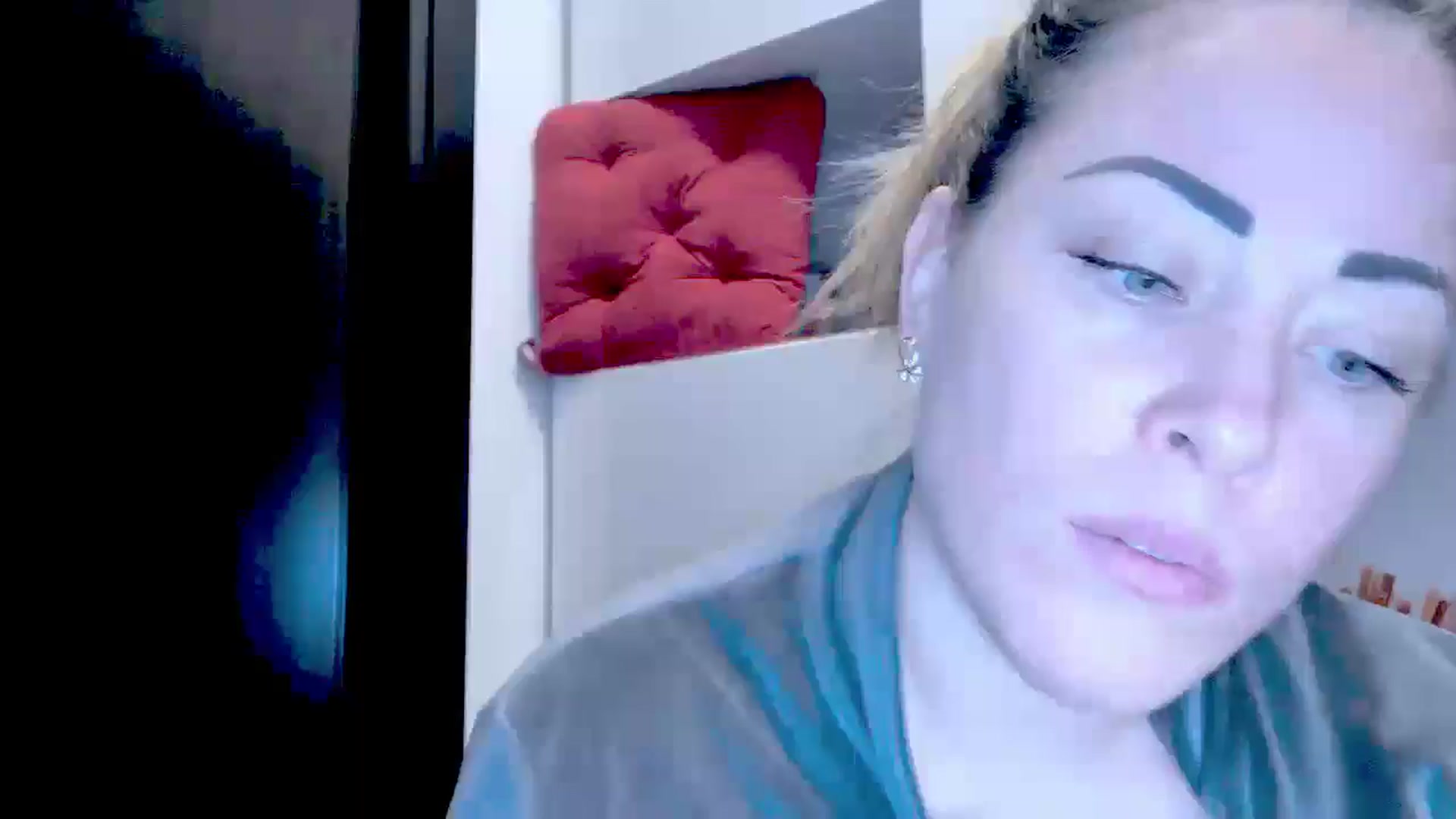 Gallery image thumbnail from Crazy_Ass's myfreecams stream on, 10/11/2024, 16:12 image 17 of 20