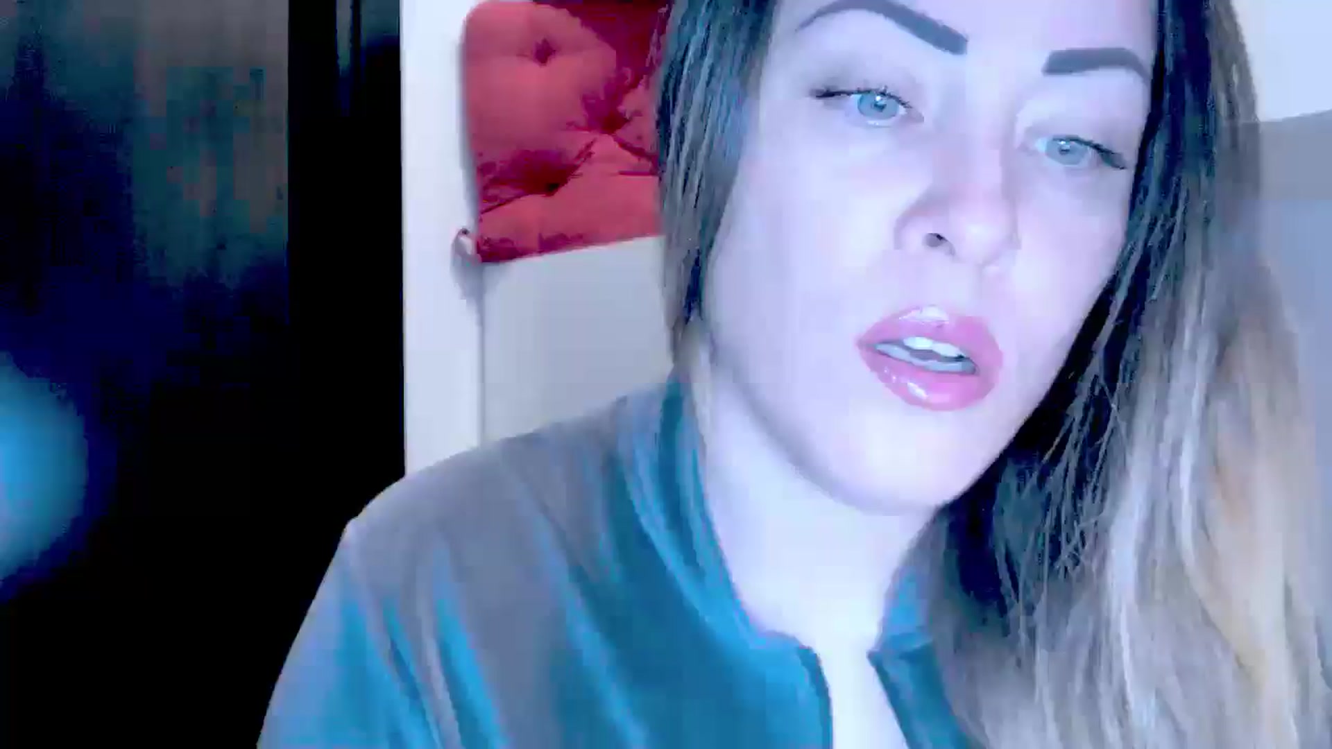 Gallery image thumbnail from Crazy_Ass's myfreecams stream on, 10/14/2024, 13:15 image 14 of 20