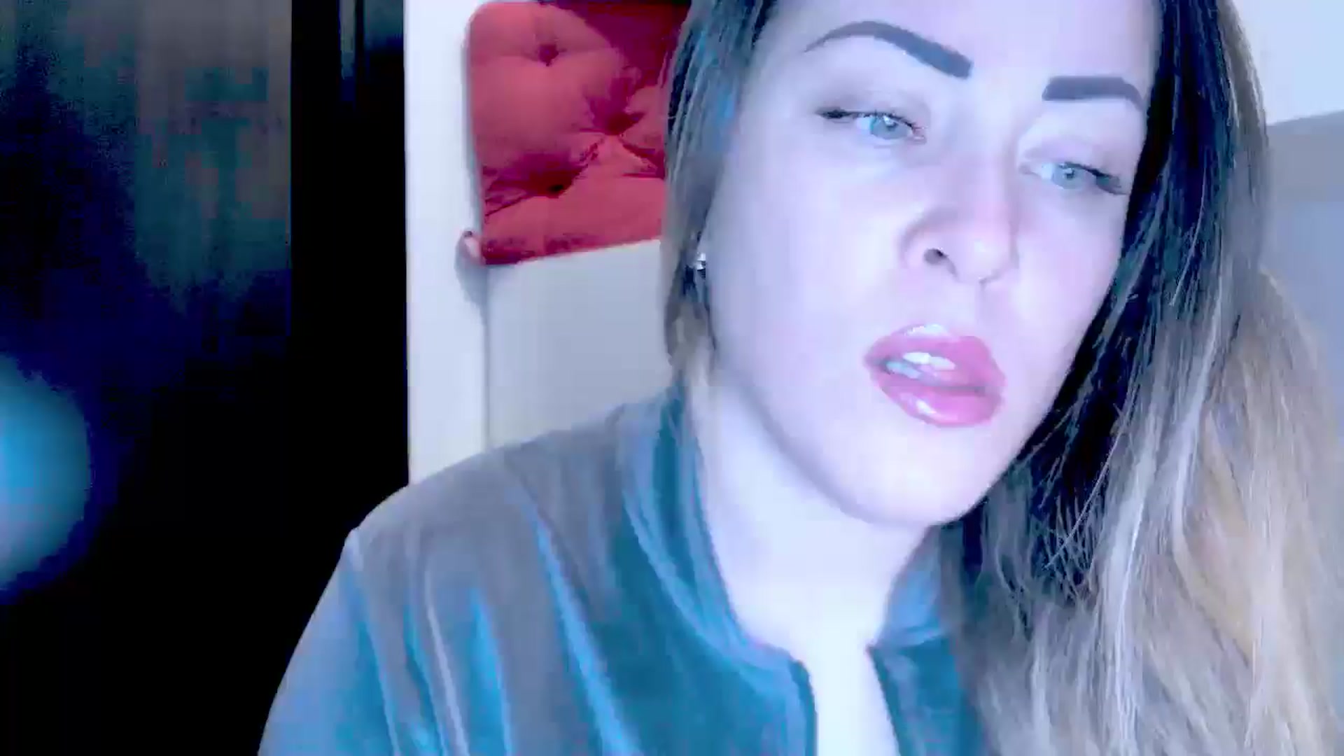Gallery image thumbnail from Crazy_Ass's myfreecams stream on, 10/14/2024, 13:15 image 3 of 20