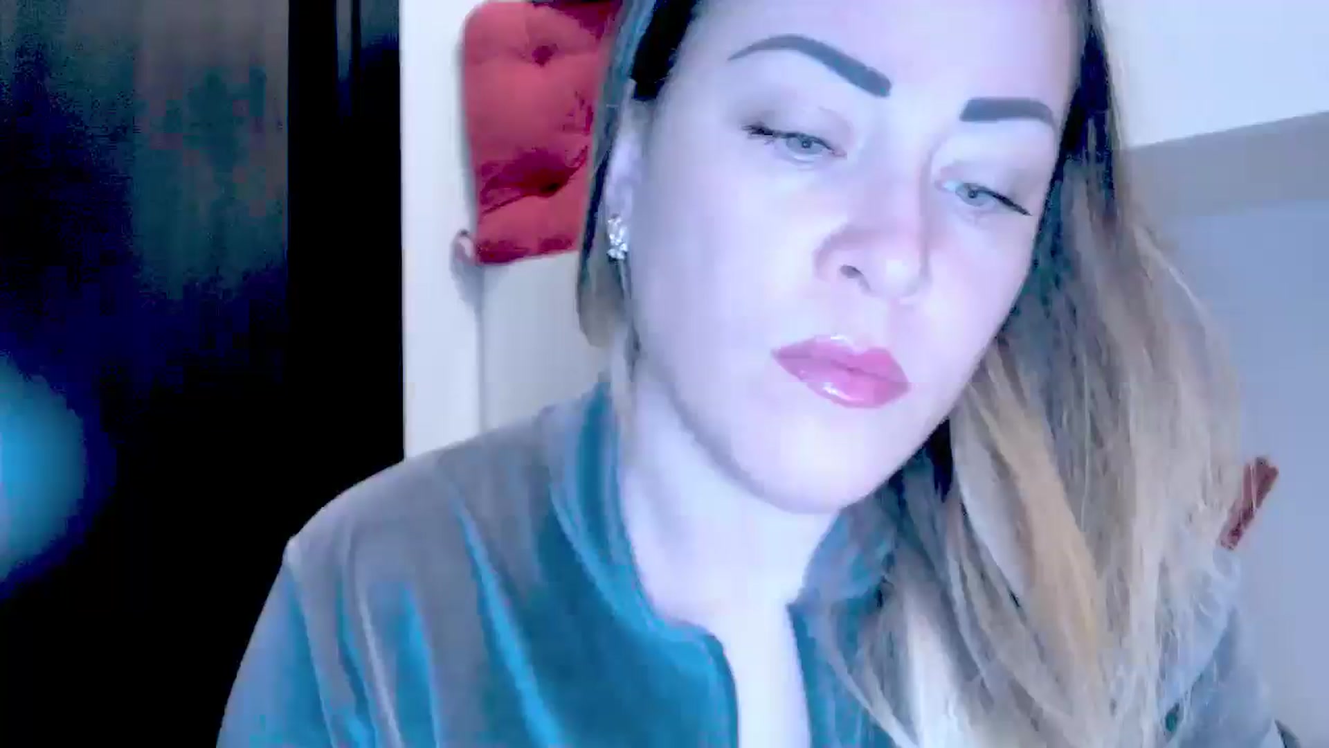 Gallery image thumbnail from Crazy_Ass's myfreecams stream on, 10/14/2024, 13:15 image 1 of 20