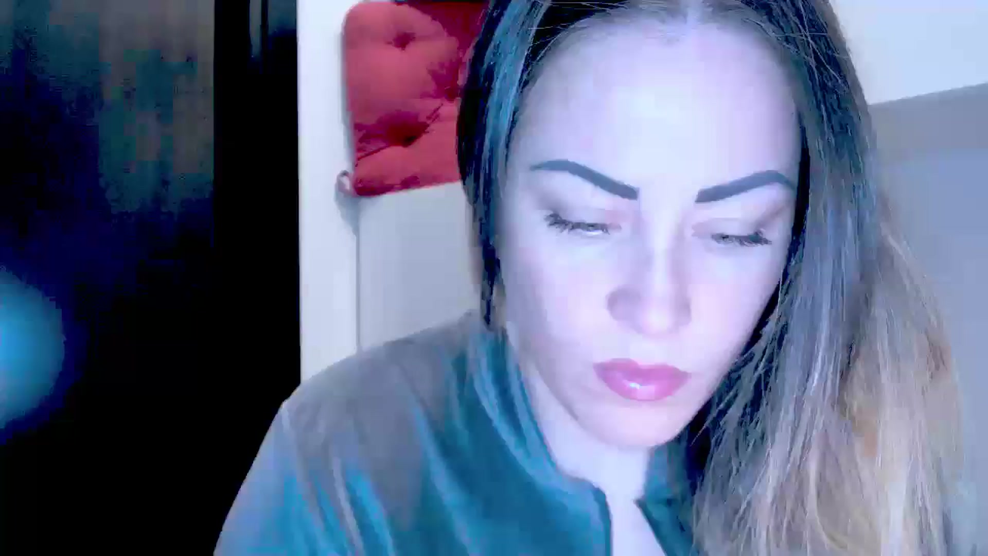 Gallery image thumbnail from Crazy_Ass's myfreecams stream on, 10/14/2024, 13:15 image 11 of 20