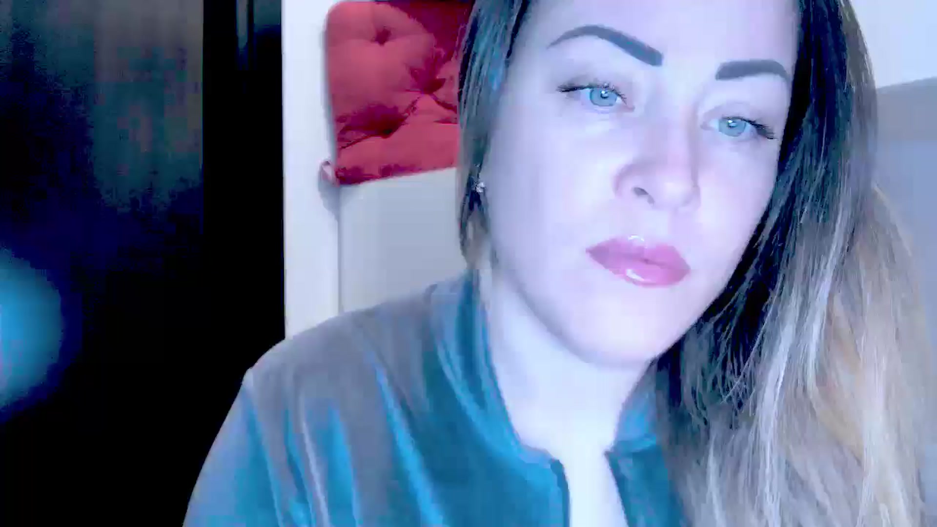 Gallery image thumbnail from Crazy_Ass's myfreecams stream on, 10/14/2024, 13:15 image 5 of 20