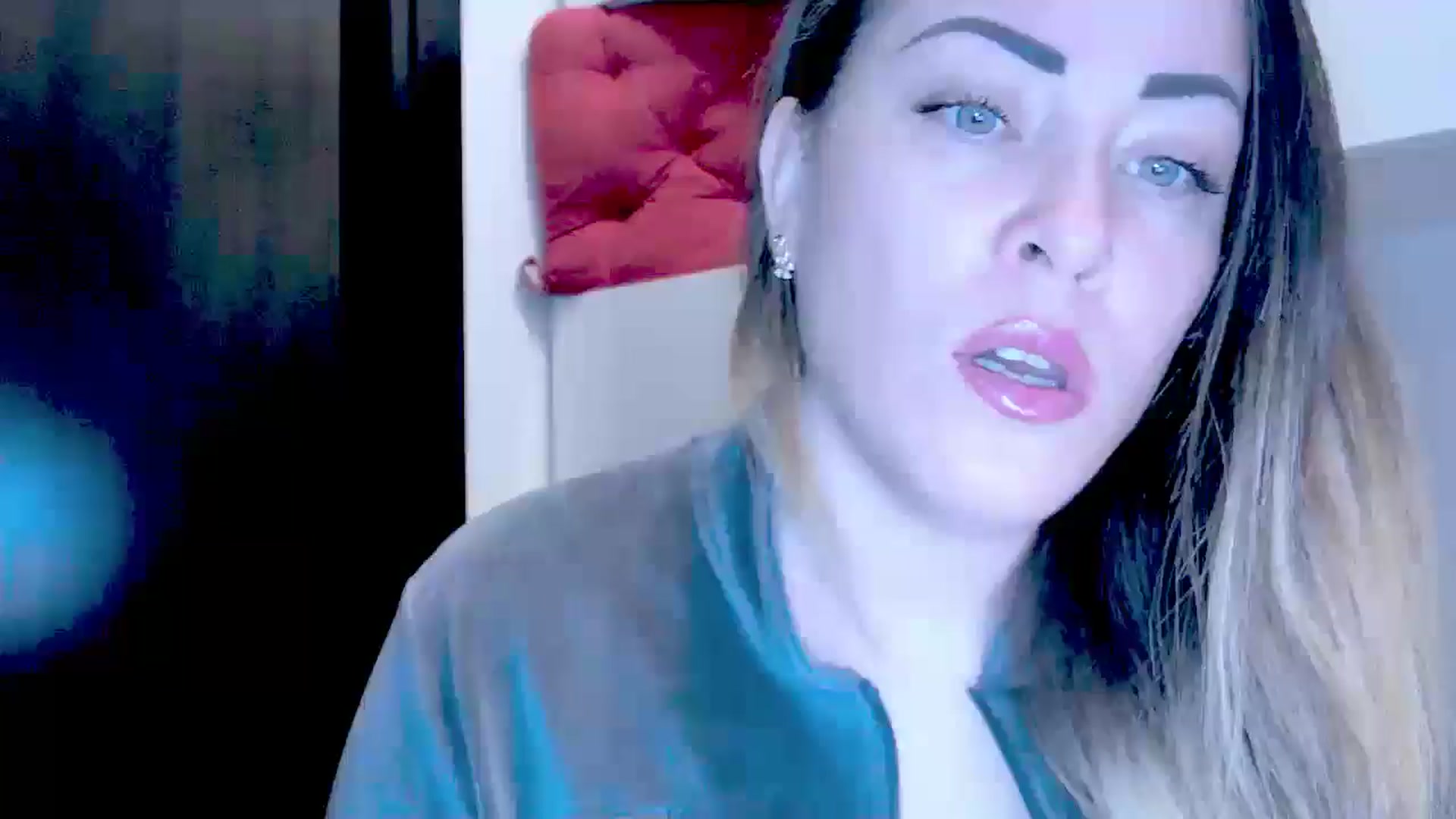 Gallery image thumbnail from Crazy_Ass's myfreecams stream on, 10/14/2024, 13:15 image 19 of 20