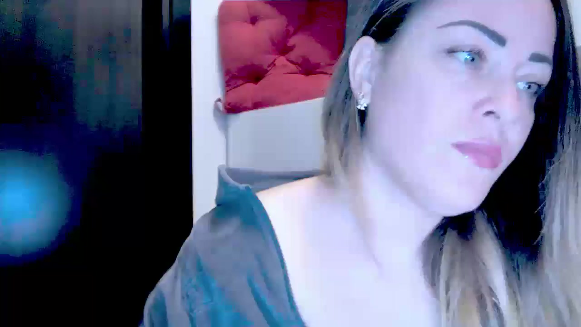 Gallery image thumbnail from Crazy_Ass's myfreecams stream on, 10/14/2024, 13:39 image 2 of 20