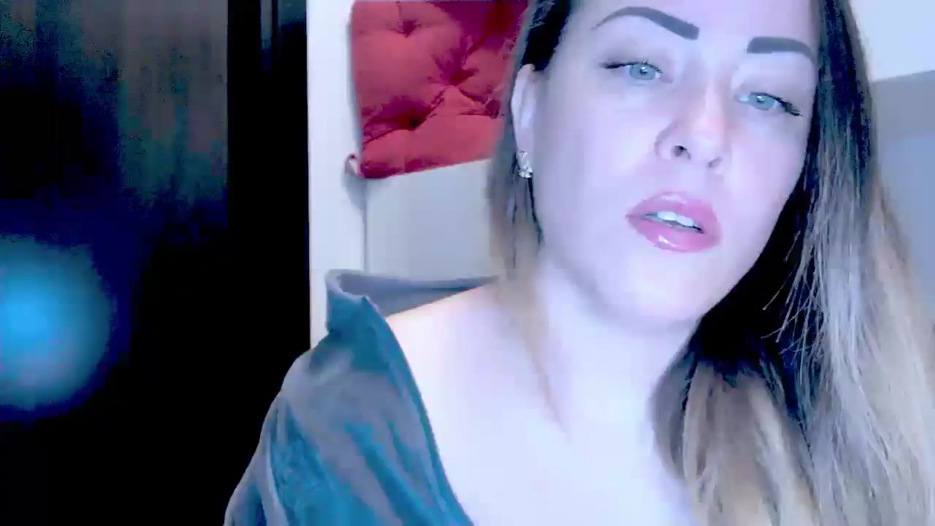 Gallery image thumbnail from Crazy_Ass's myfreecams stream on, 10/14/2024, 13:39 image 1 of 20