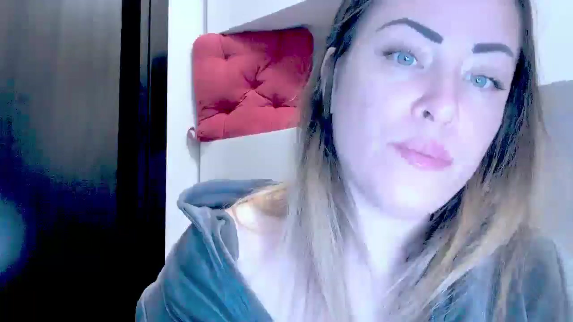 Gallery image thumbnail from Crazy_Ass's myfreecams stream on, 10/14/2024, 15:34 image 2 of 20