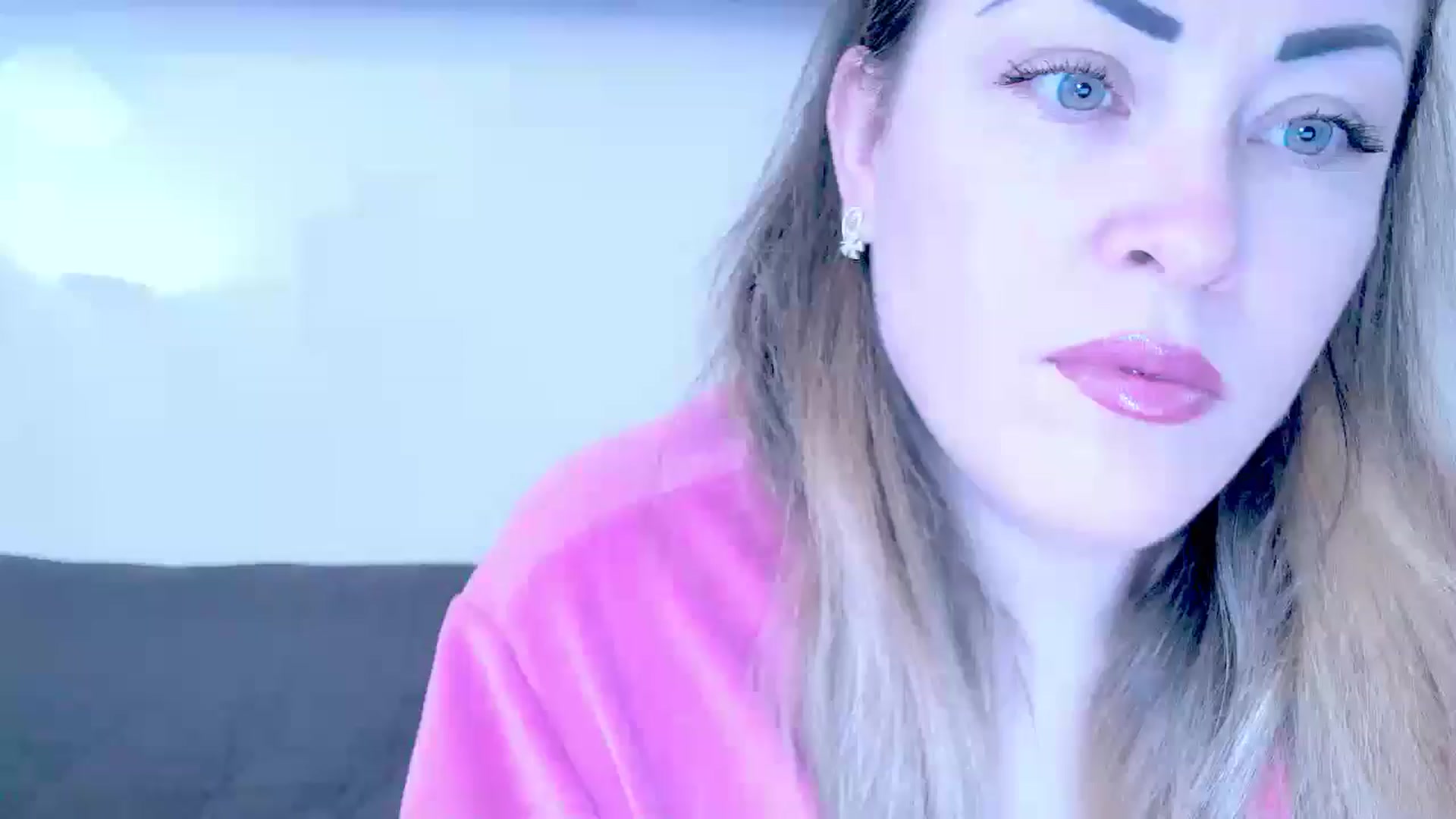 Gallery image thumbnail from Crazy_Ass's myfreecams stream on, 10/15/2024, 11:57 image 9 of 20