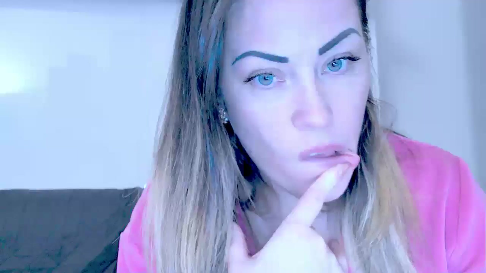 Gallery image thumbnail from Crazy_Ass's myfreecams stream on, 10/15/2024, 15:30 image 11 of 20