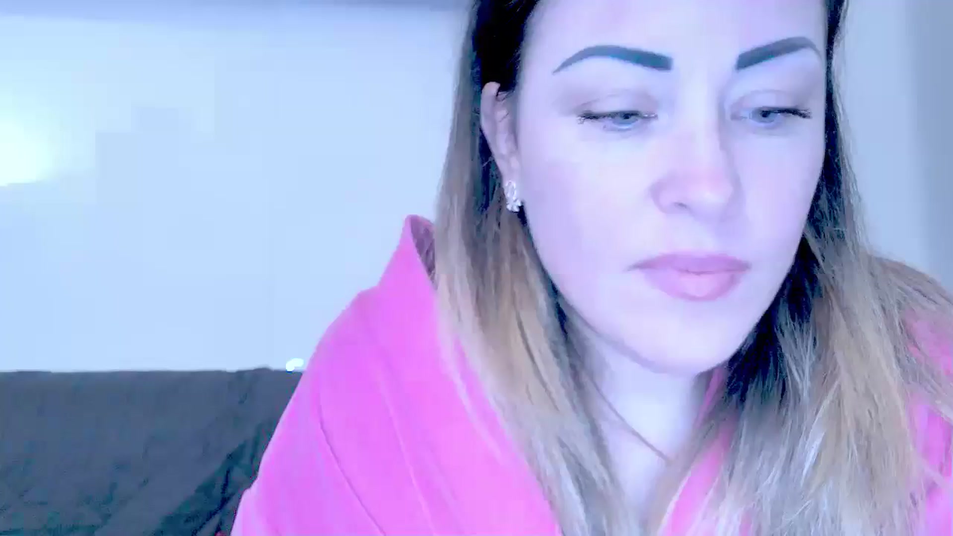 Gallery image thumbnail from Crazy_Ass's myfreecams stream on, 10/15/2024, 15:30 image 9 of 20