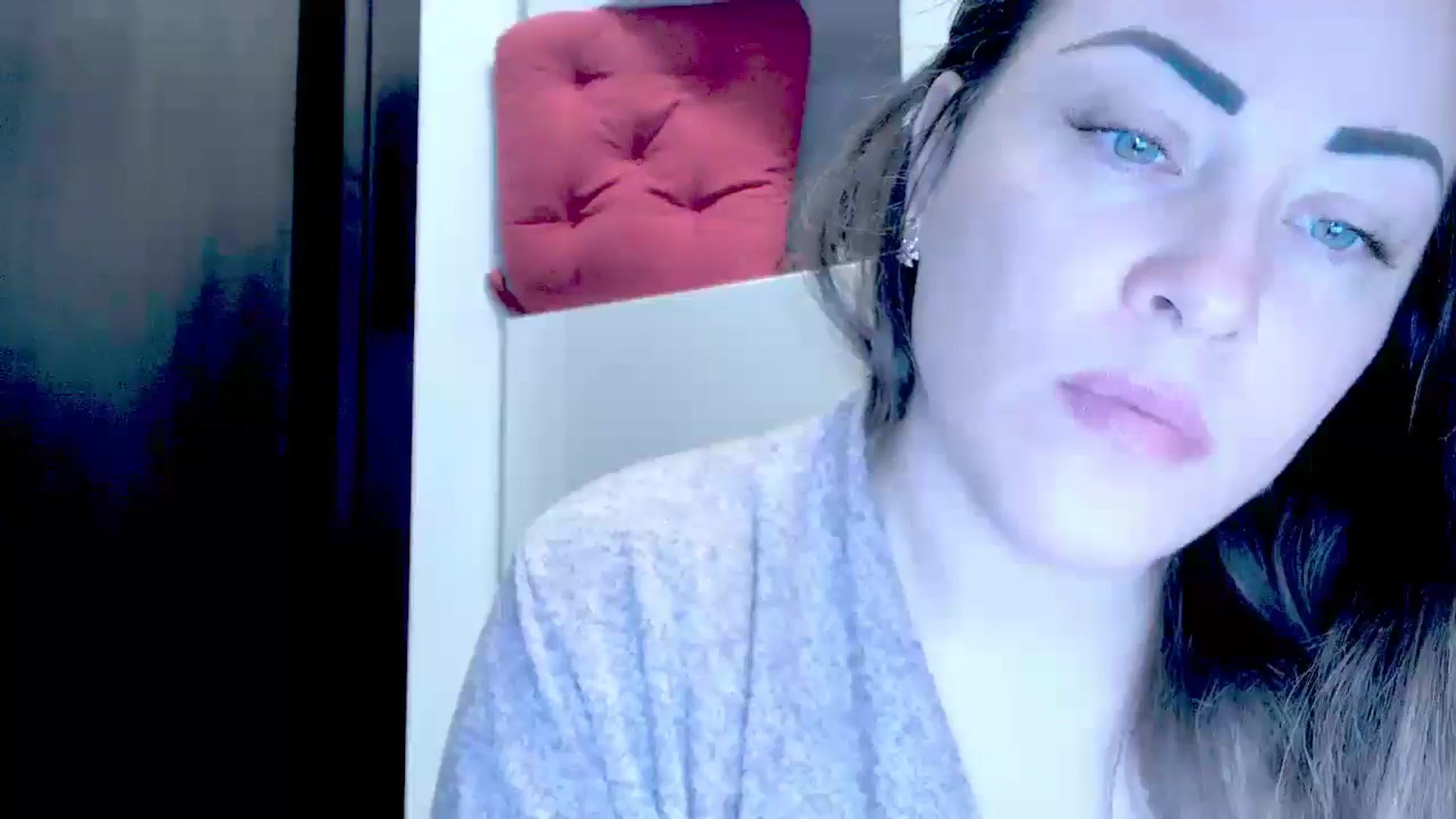 Gallery image thumbnail from Crazy_Ass's myfreecams stream on, 10/16/2024, 14:18 image 20 of 20