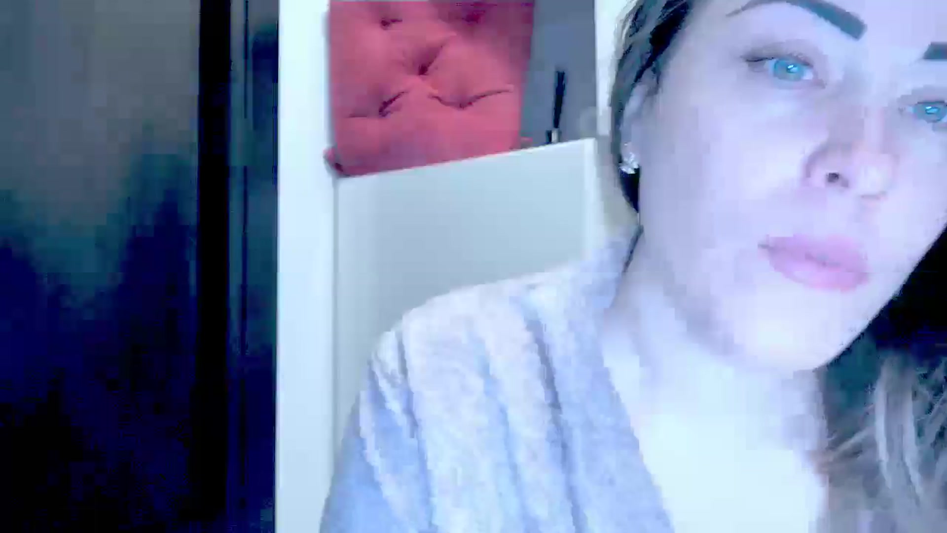 Gallery image thumbnail from Crazy_Ass's myfreecams stream on, 10/16/2024, 14:18 image 13 of 20