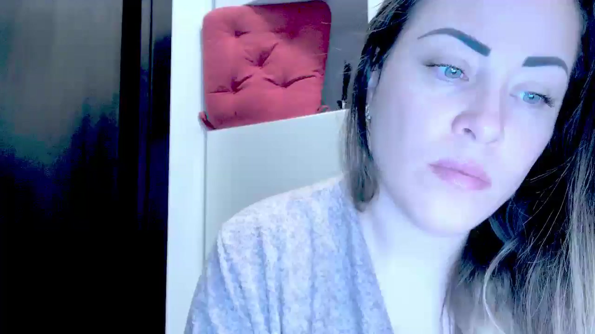 Gallery image thumbnail from Crazy_Ass's myfreecams stream on, 10/16/2024, 15:12 image 1 of 20