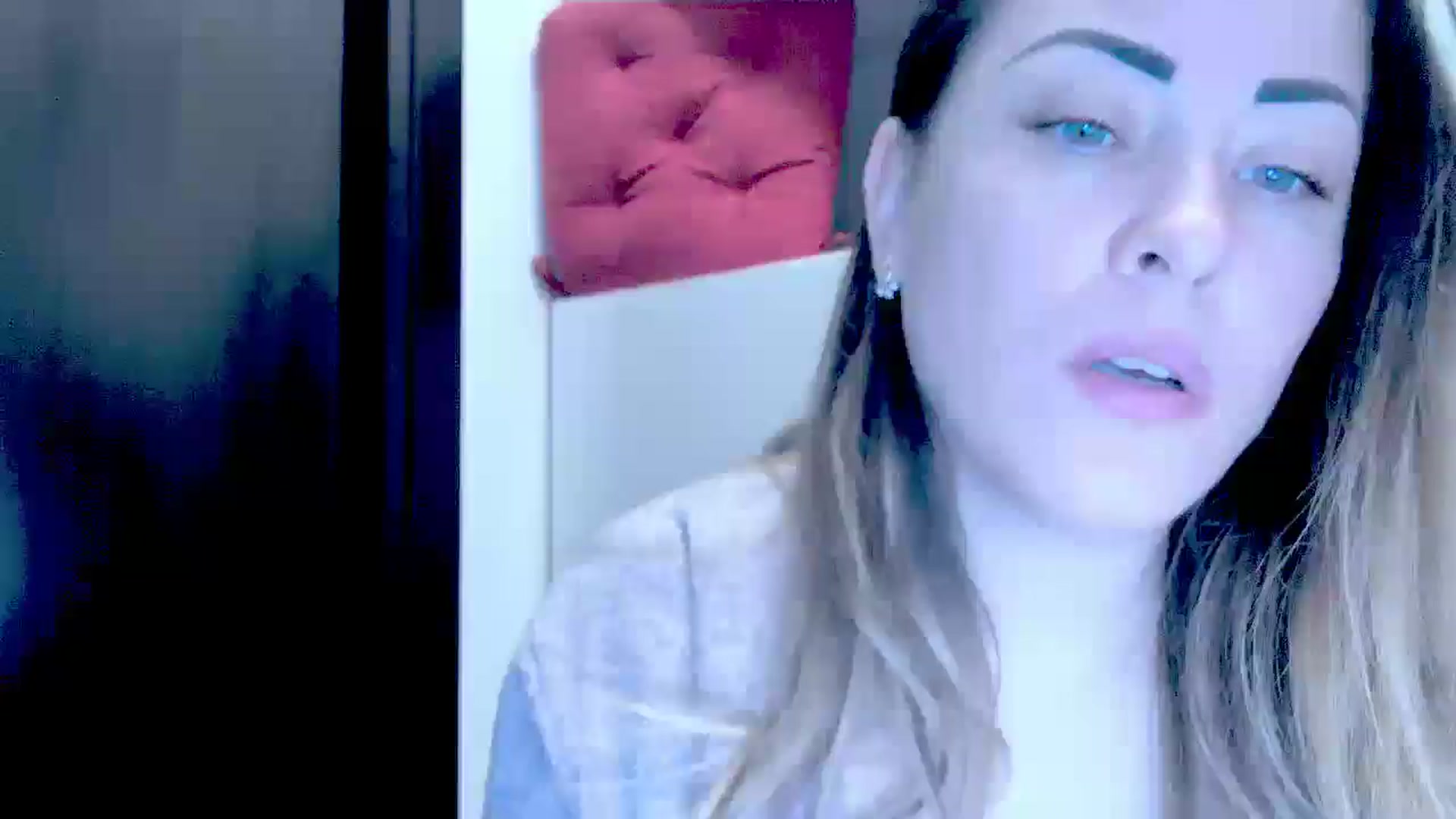Gallery image thumbnail from Crazy_Ass's myfreecams stream on, 10/16/2024, 15:12 image 18 of 20