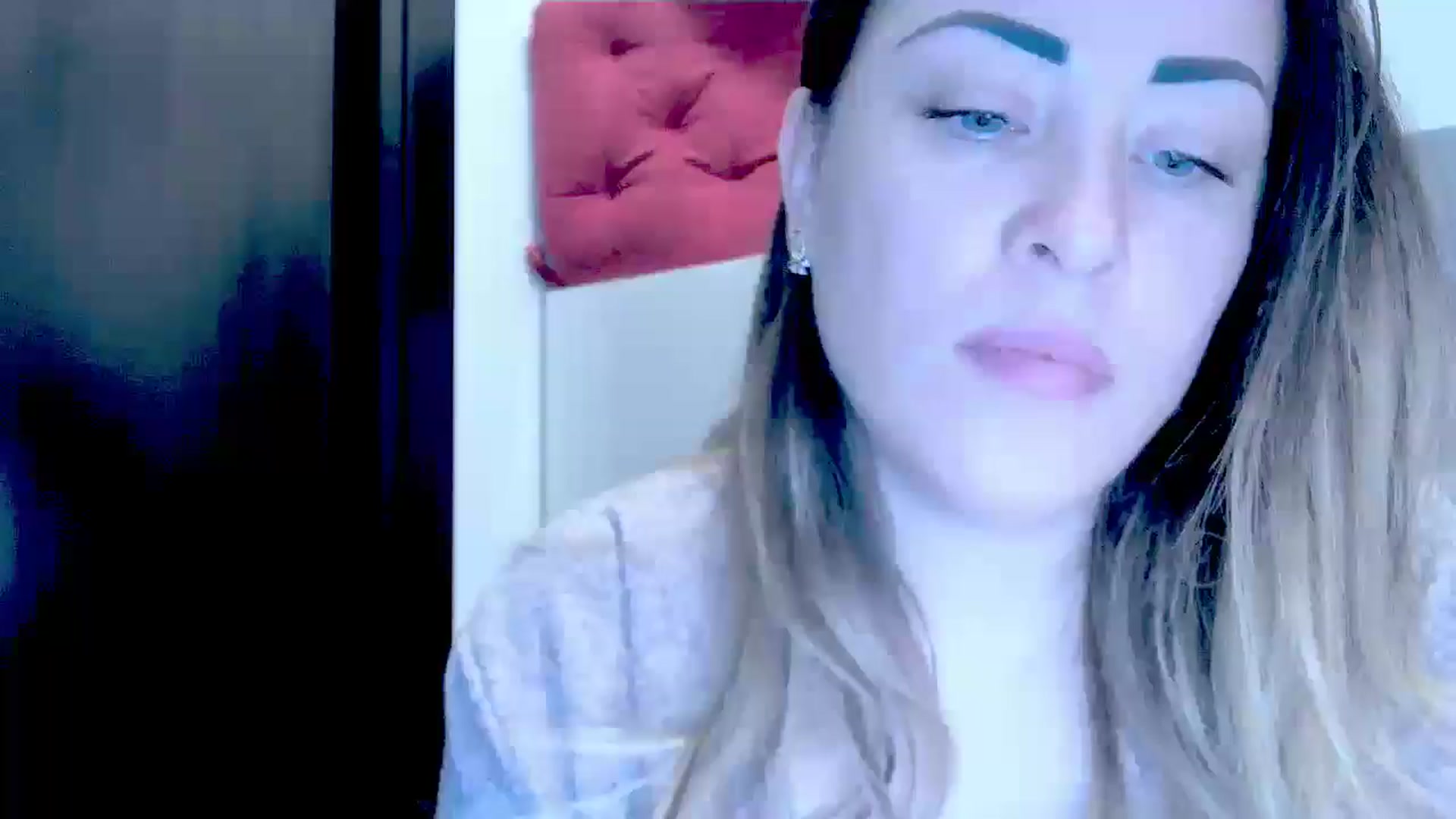 Gallery image thumbnail from Crazy_Ass's myfreecams stream on, 10/16/2024, 15:12 image 19 of 20