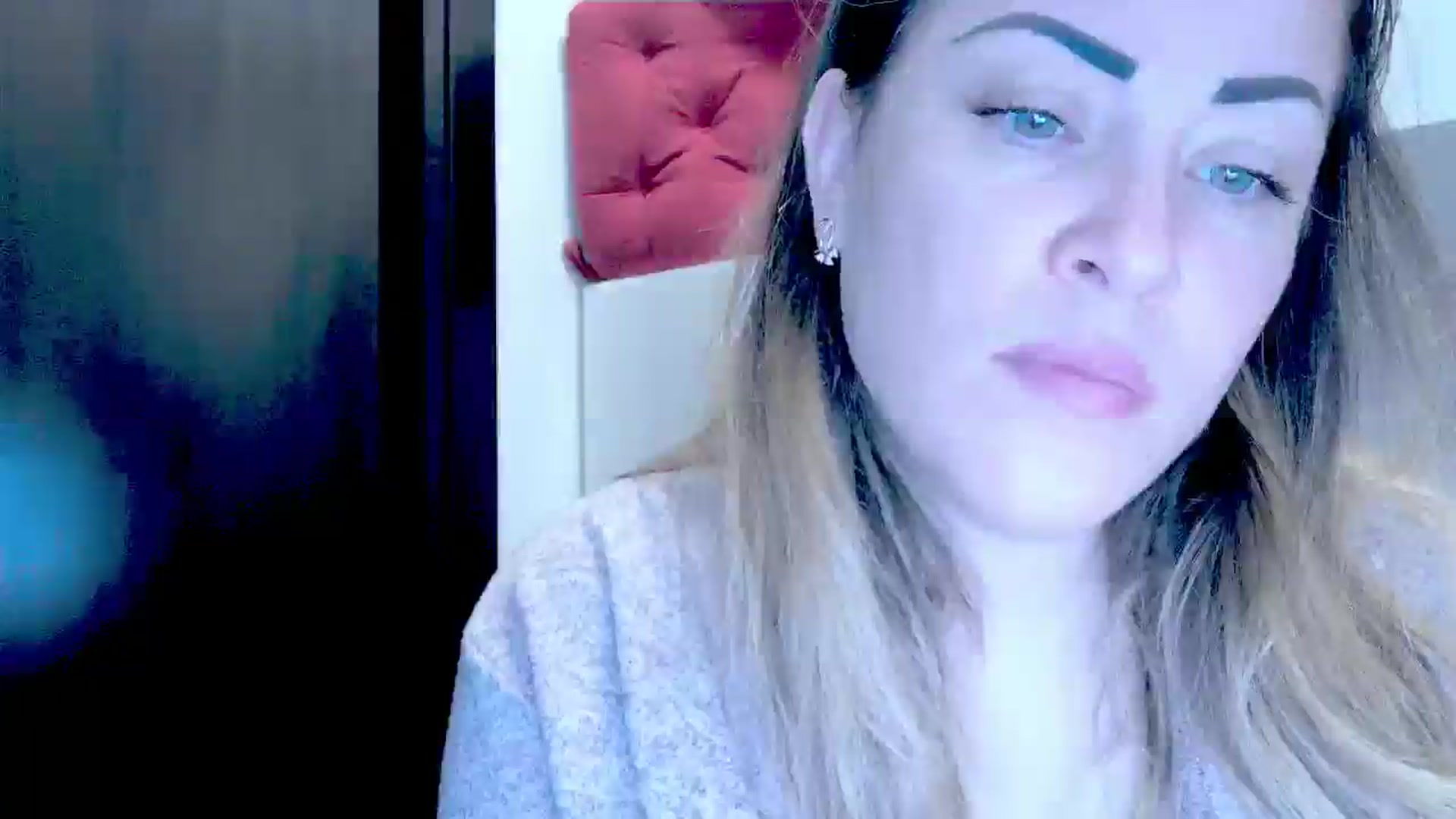 Gallery image thumbnail from Crazy_Ass's myfreecams stream on, 10/16/2024, 15:52 image 9 of 20