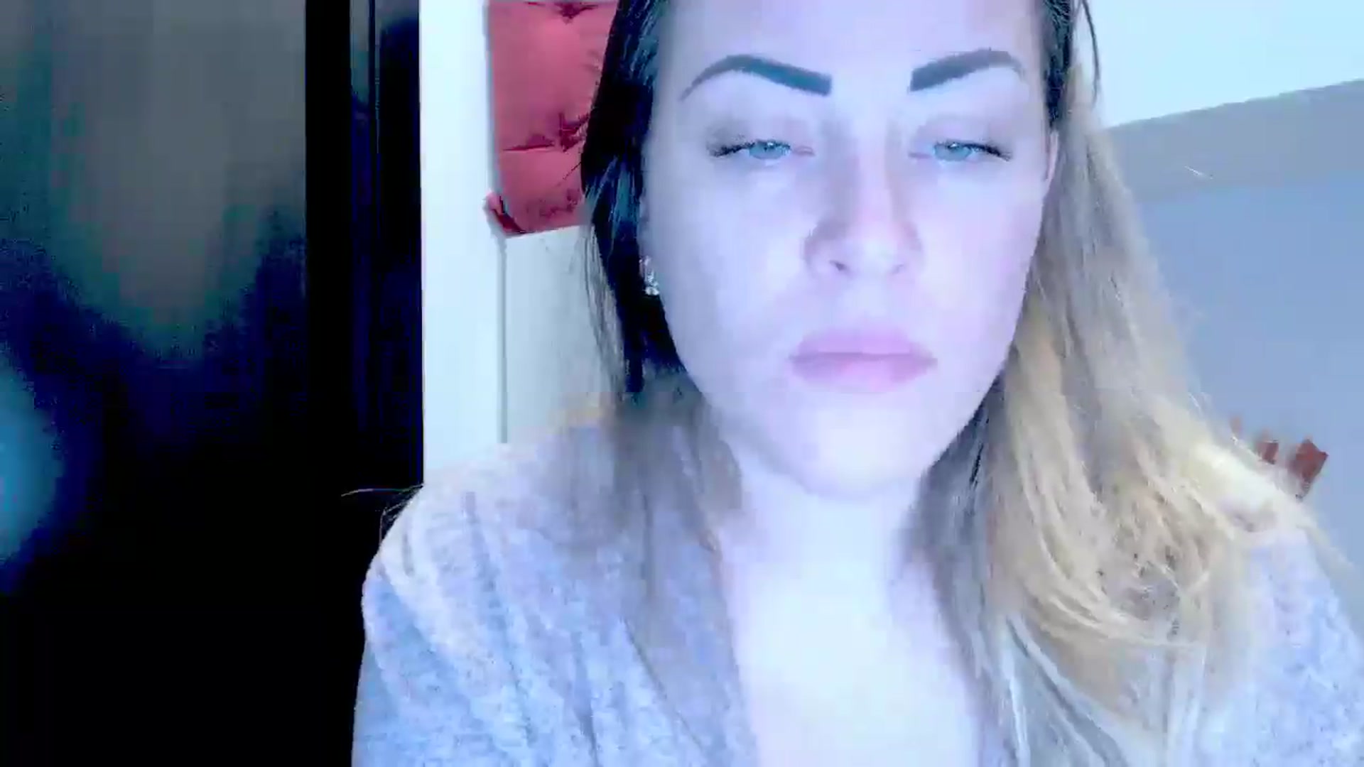 Gallery image thumbnail from Crazy_Ass's myfreecams stream on, 10/16/2024, 15:52 image 13 of 20
