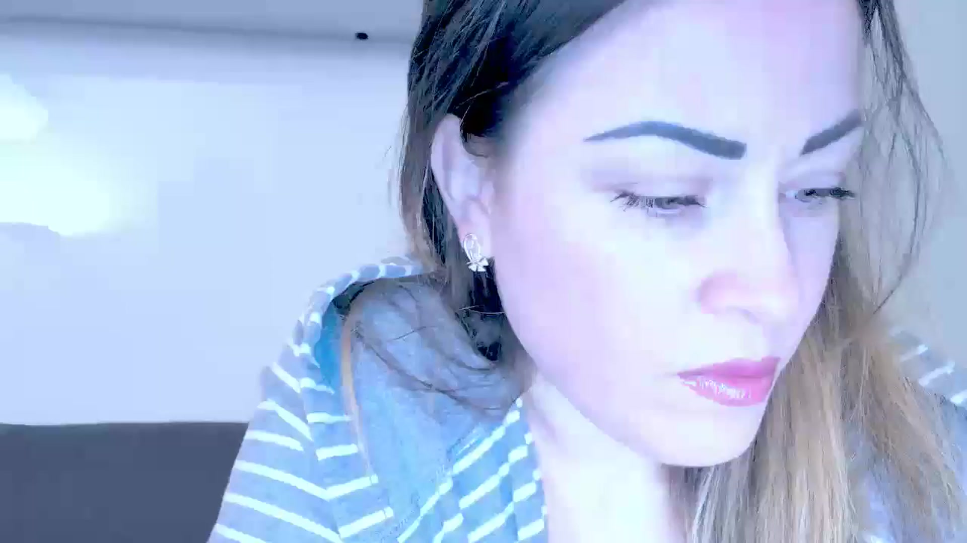 Gallery image thumbnail from Crazy_Ass's myfreecams stream on, 10/17/2024, 11:50 image 2 of 20