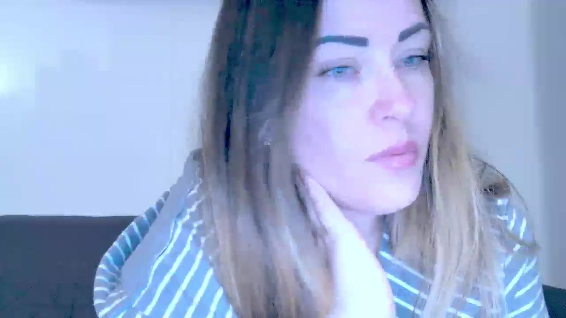 Gallery image thumbnail from Crazy_Ass's myfreecams stream on, 10/17/2024, 14:15 image 8 of 20