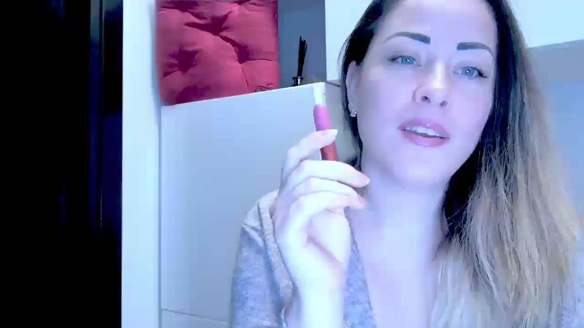 Gallery image thumbnail from Crazy_Ass's myfreecams stream on, 10/18/2024, 14:17 image 9 of 20