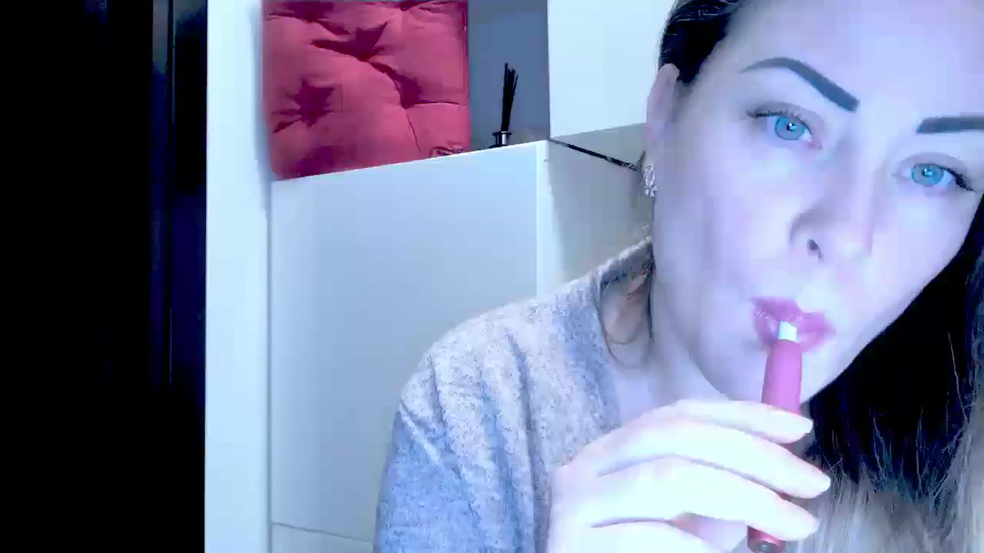 Gallery image thumbnail from Crazy_Ass's myfreecams stream on, 10/18/2024, 14:17 image 7 of 20