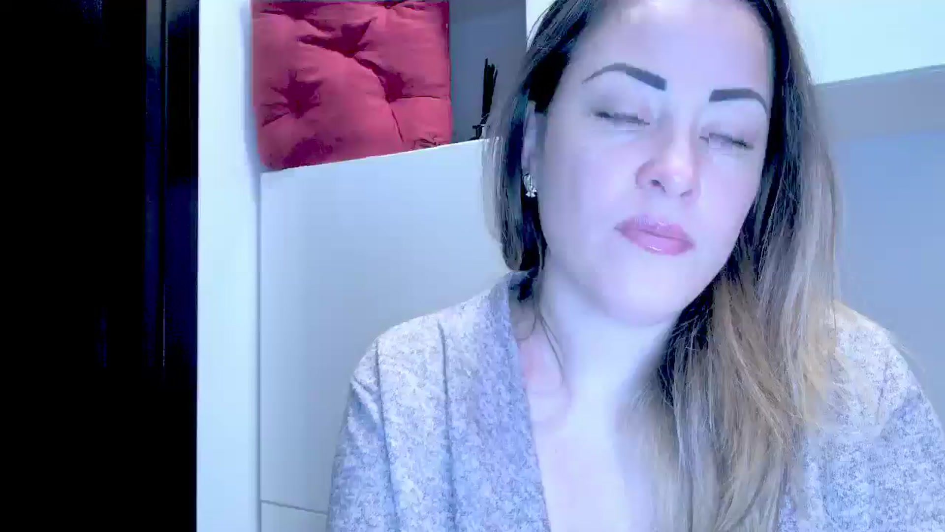 Gallery image thumbnail from Crazy_Ass's myfreecams stream on, 10/18/2024, 14:17 image 12 of 20