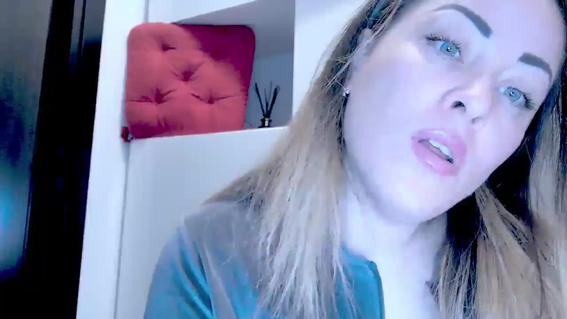 Gallery image thumbnail from Crazy_Ass's myfreecams stream on, 10/21/2024, 15:21 image 19 of 20