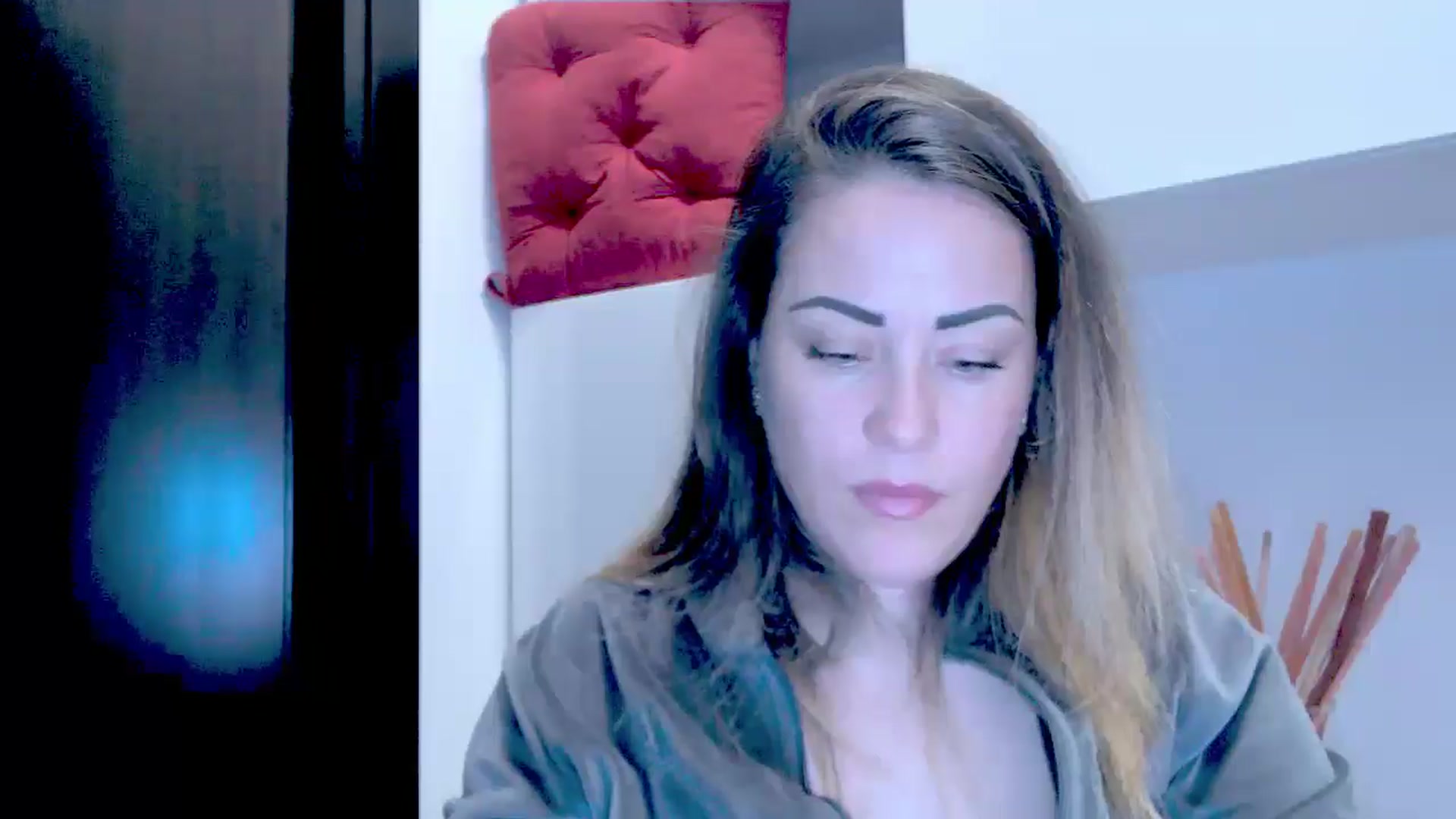Gallery image thumbnail from Crazy_Ass's myfreecams stream on, 10/23/2024, 15:14 image 10 of 20