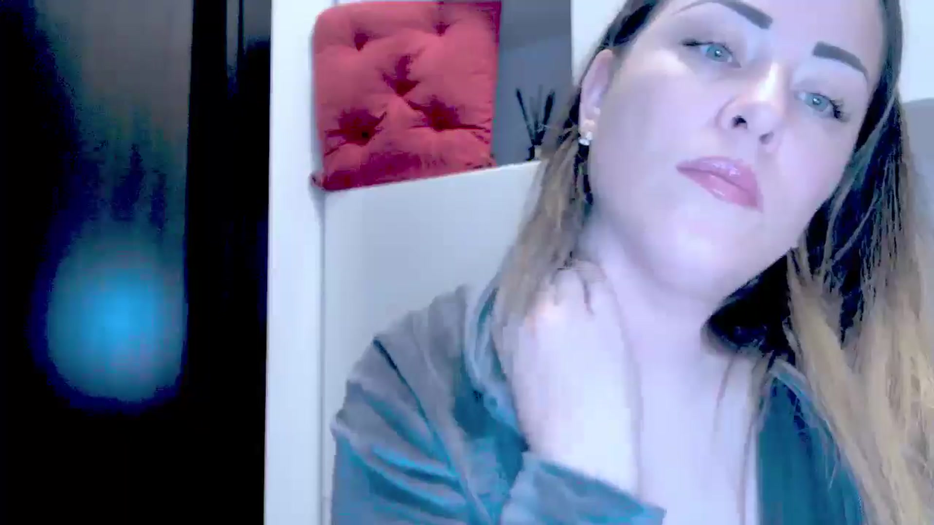 Gallery image thumbnail from Crazy_Ass's myfreecams stream on, 10/23/2024, 15:14 image 5 of 20