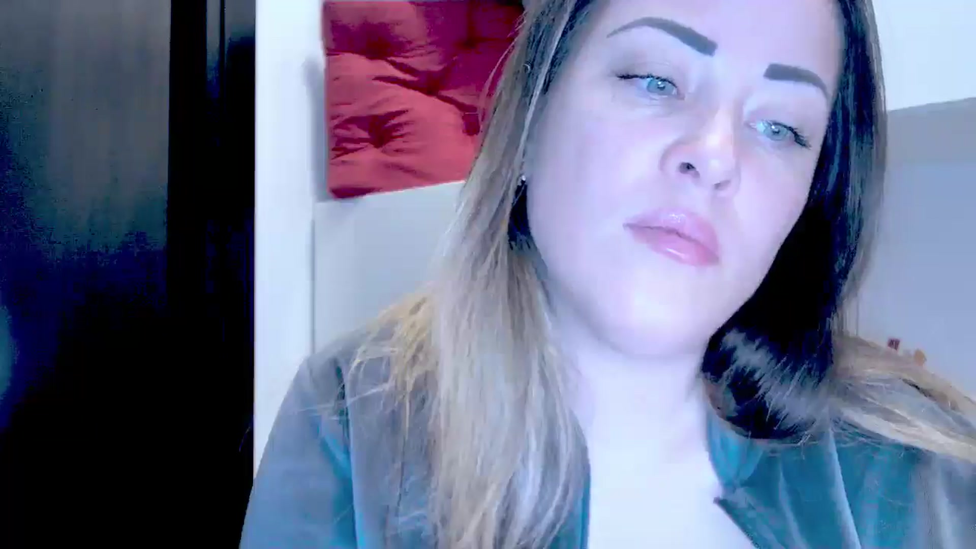 Gallery image thumbnail from Crazy_Ass's myfreecams stream on, 10/28/2024, 16:46 image 19 of 20