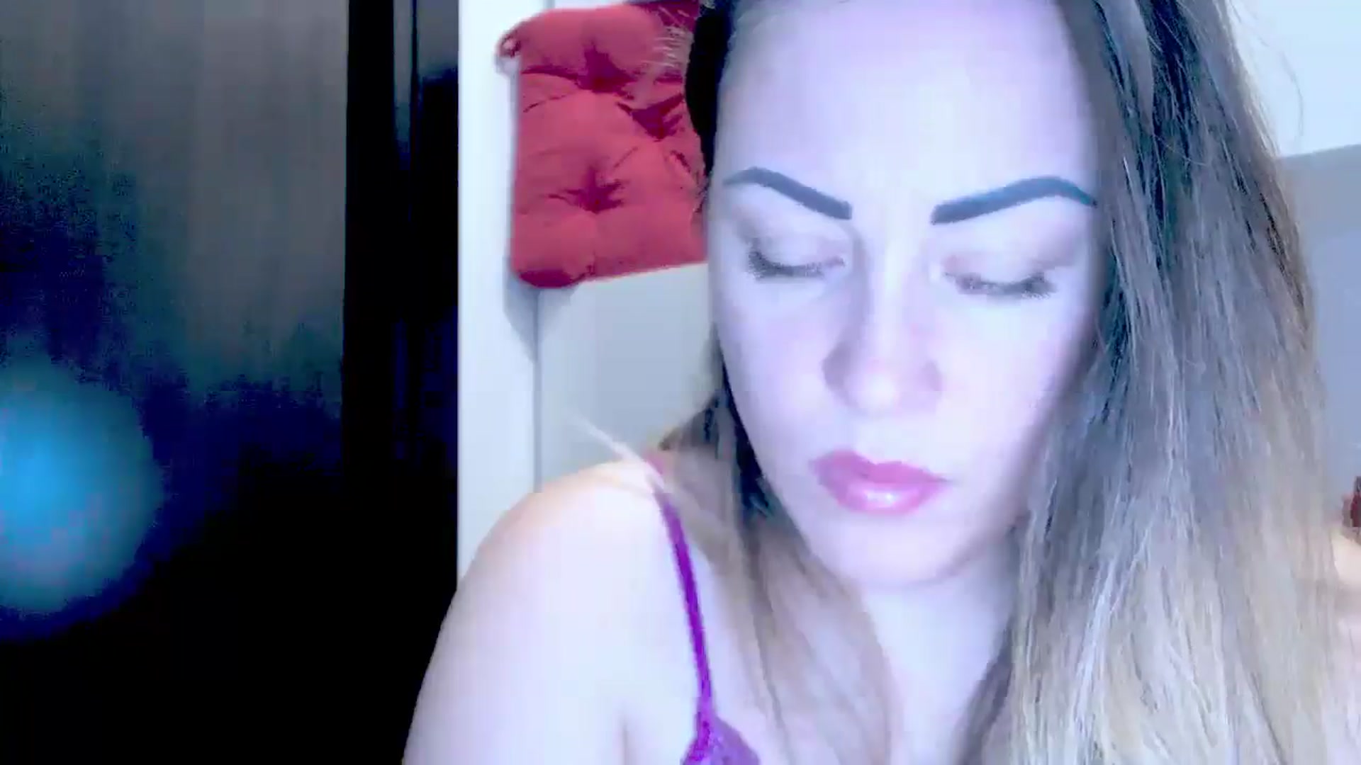 Gallery image thumbnail from Crazy_Ass's myfreecams stream on, 10/30/2024, 15:19 image 6 of 20