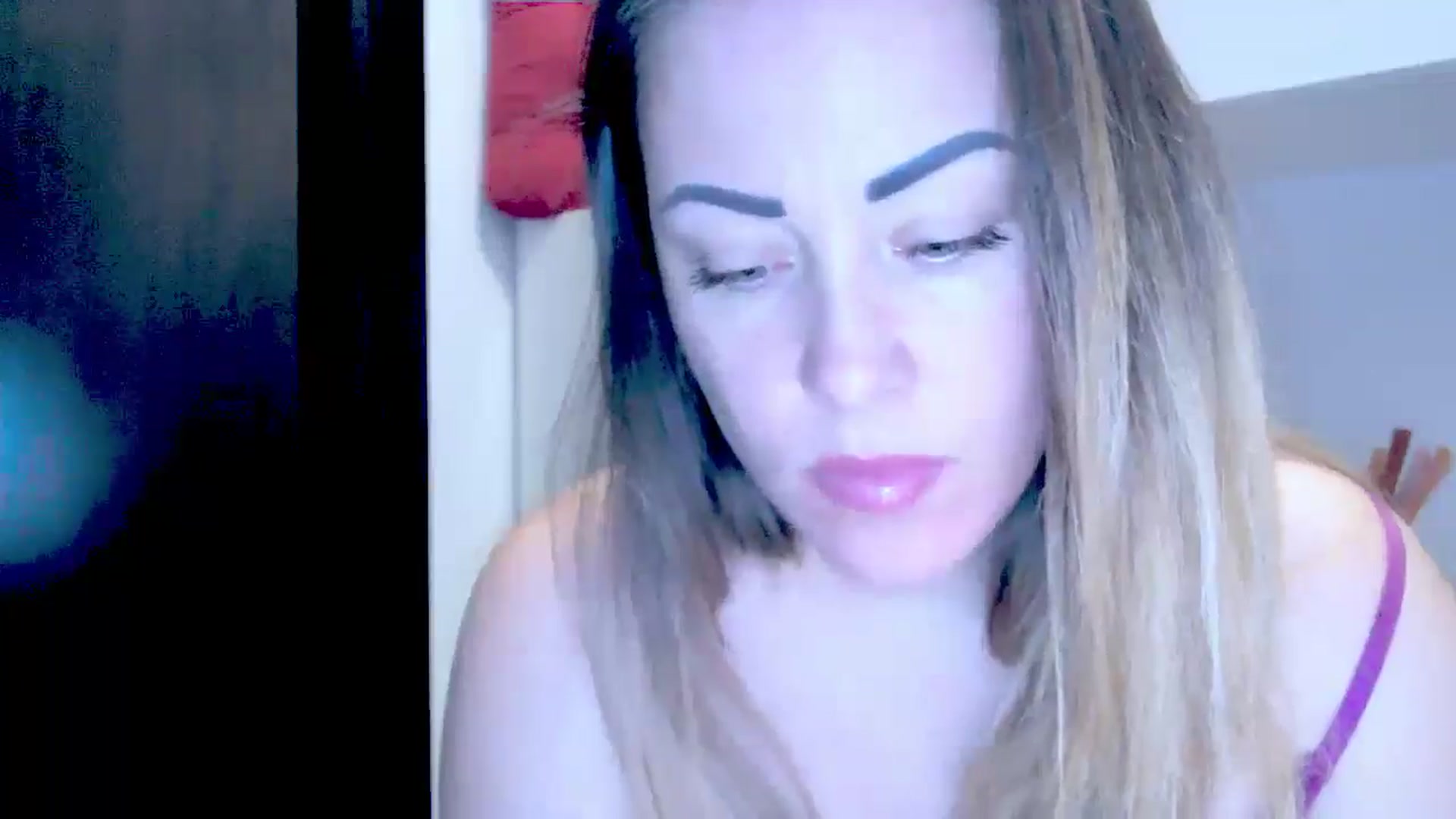 Gallery image thumbnail from Crazy_Ass's myfreecams stream on, 10/30/2024, 15:19 image 12 of 20