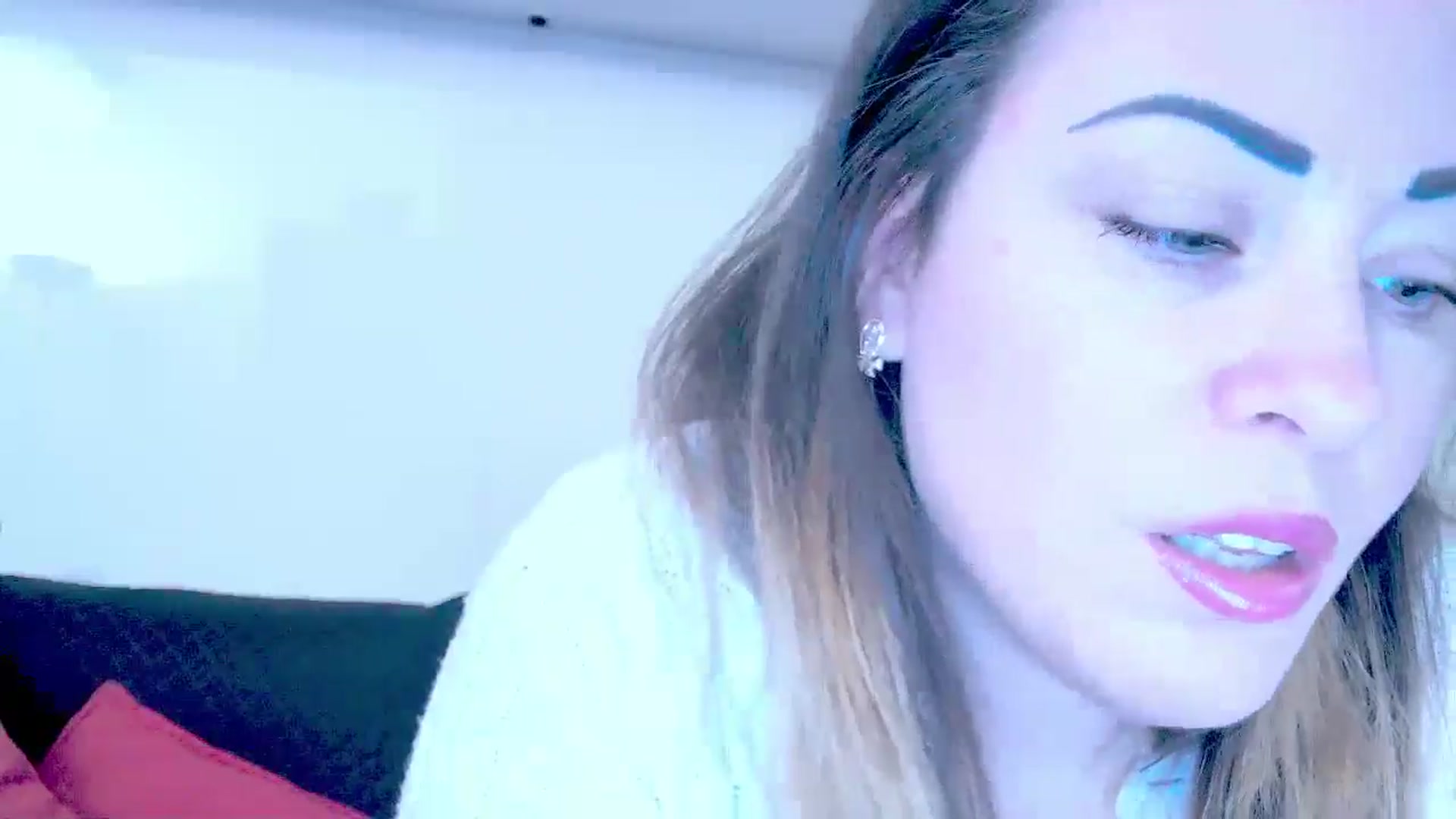 Gallery image thumbnail from Crazy_Ass's myfreecams stream on, 11/19/2024, 13:13 image 6 of 20