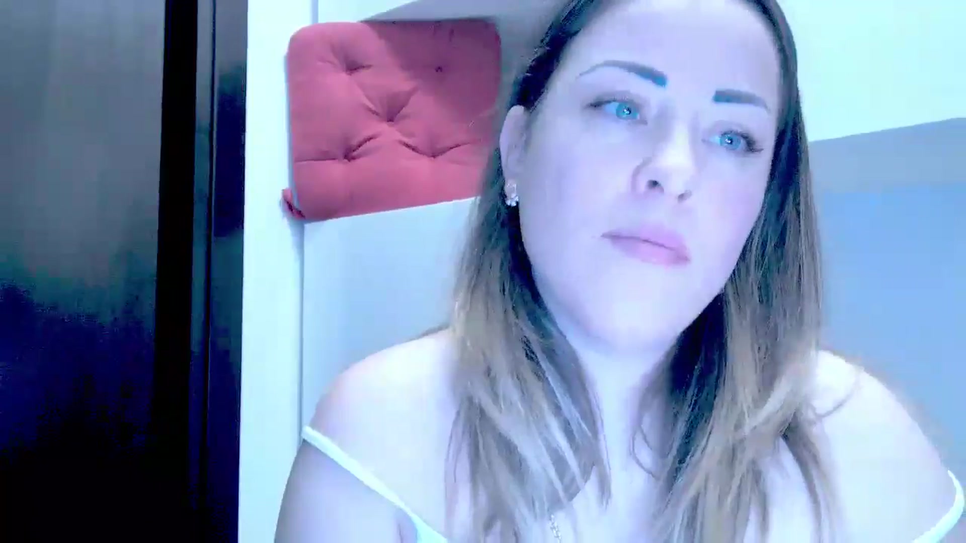 Gallery image thumbnail from Crazy_Ass's myfreecams stream on, 12/09/2024, 16:36 image 11 of 20