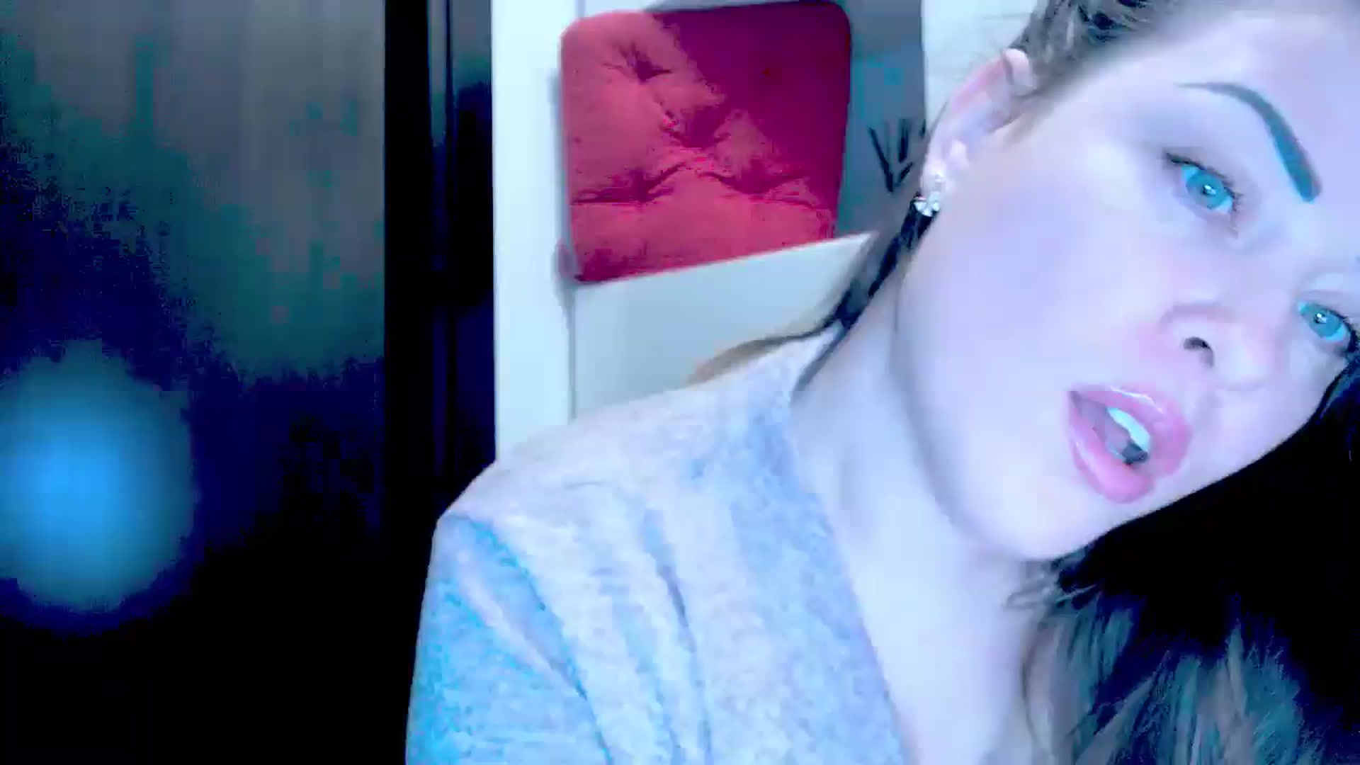 Gallery image thumbnail from Crazy_Ass's myfreecams stream on, 12/17/2024, 15:36 image 6 of 20